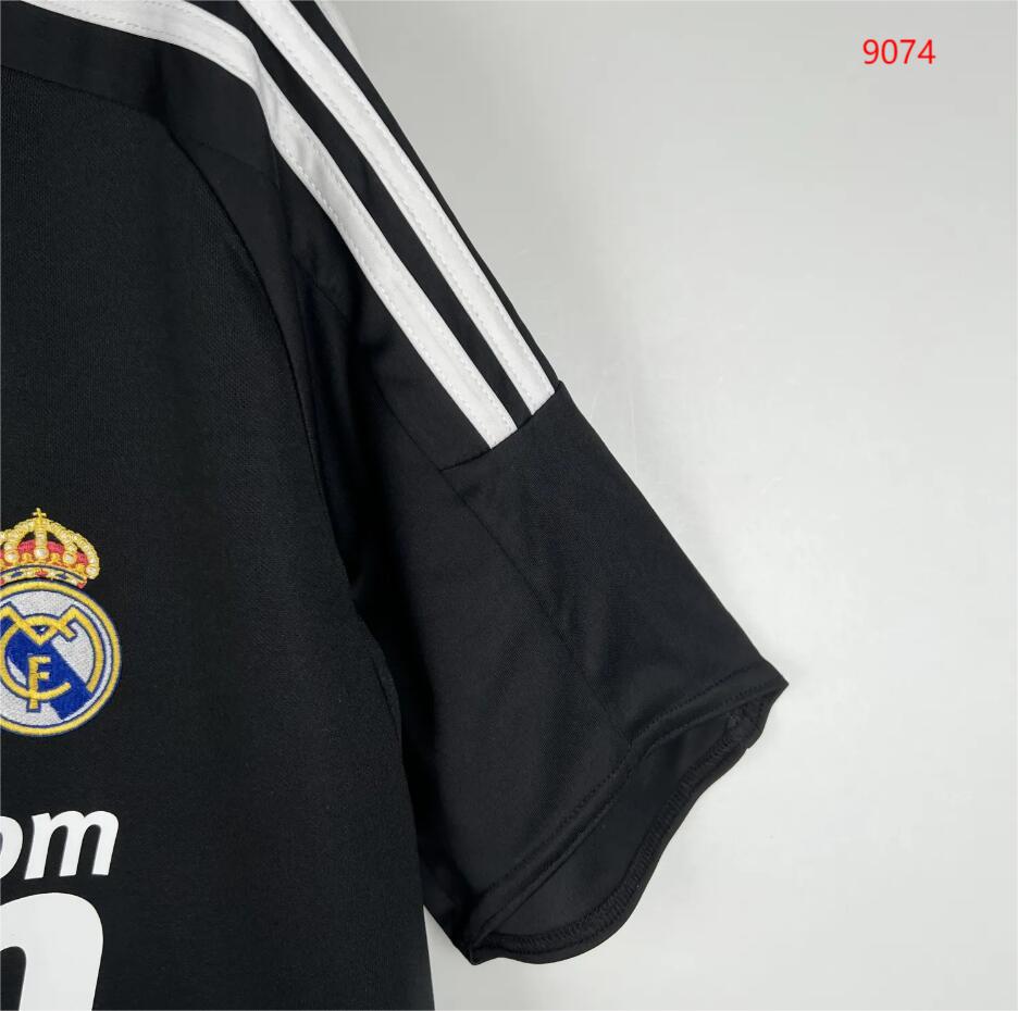 2008/2009 Real Madrid third retro jersey