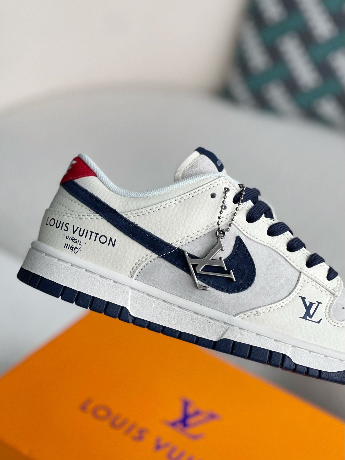 Louis Vuitton LV   Nike Dunk Low-top board shoes