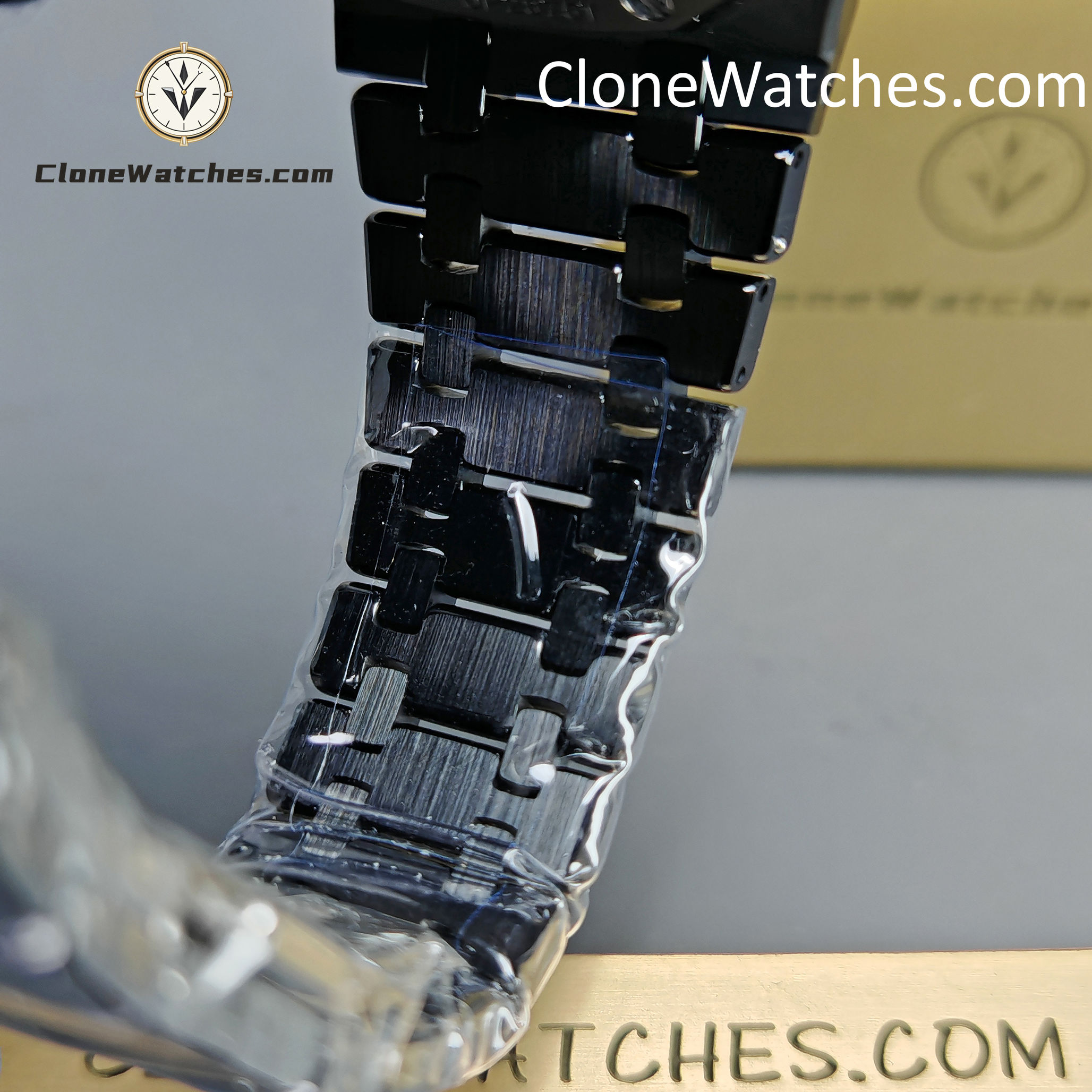 Audemars Piguet Super Clone Watches 1:1 Royal Oak 15400 Black Ceramic Black Dial