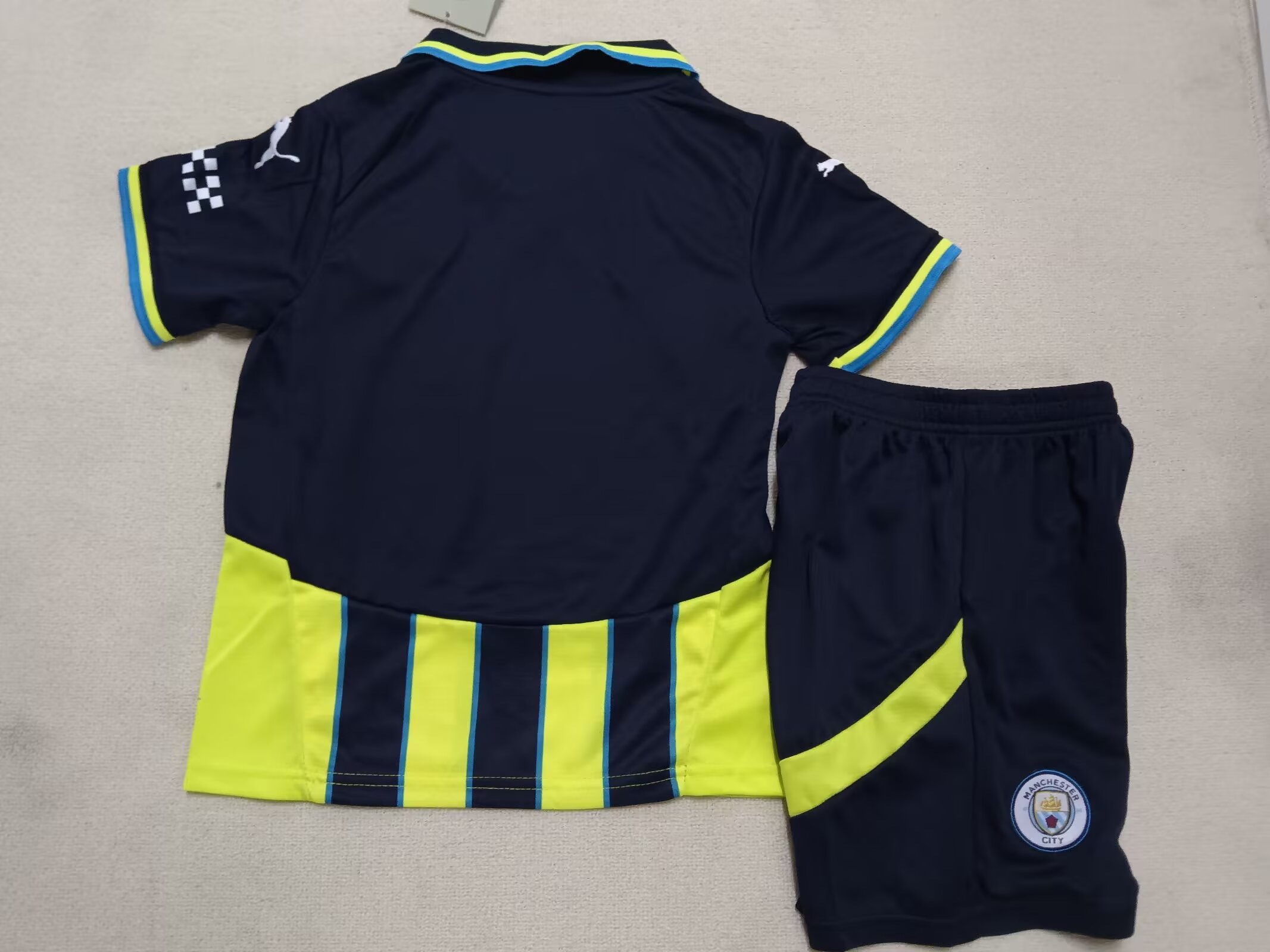 2024/25 Manchester City Away.--Children's Kit