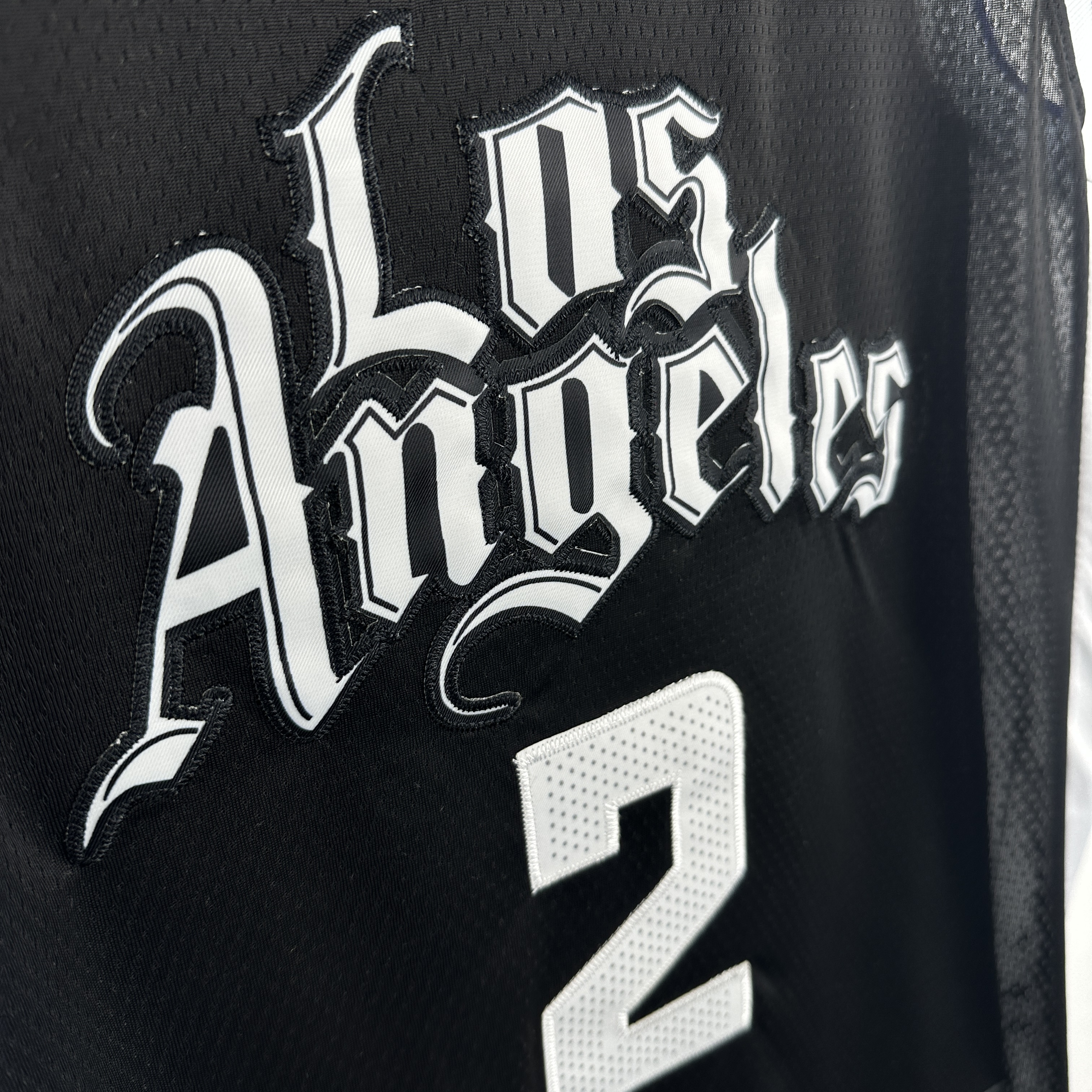 Embroidery Clippers Latin Black No. 2 Leonard