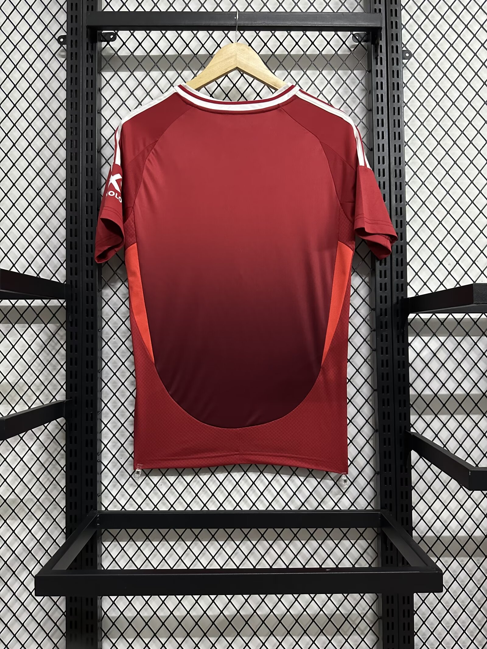 2024/25 Manchester United home shirt. - Fans Edition