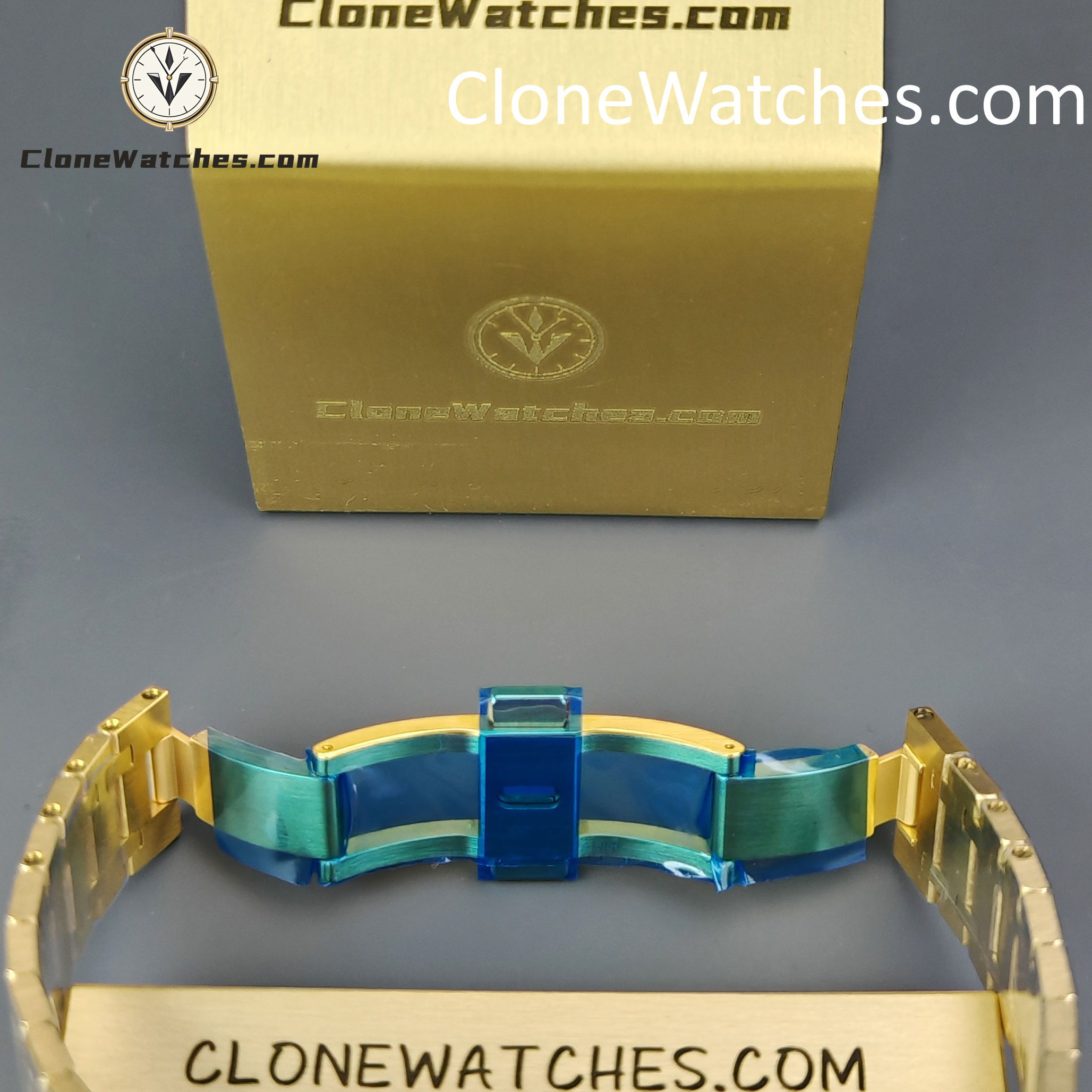 Audemars Piguet Super Clone Watches 1:1 Royal Oak “Jumbo” Extra-Thin Gold Dial 15202BA 39mm