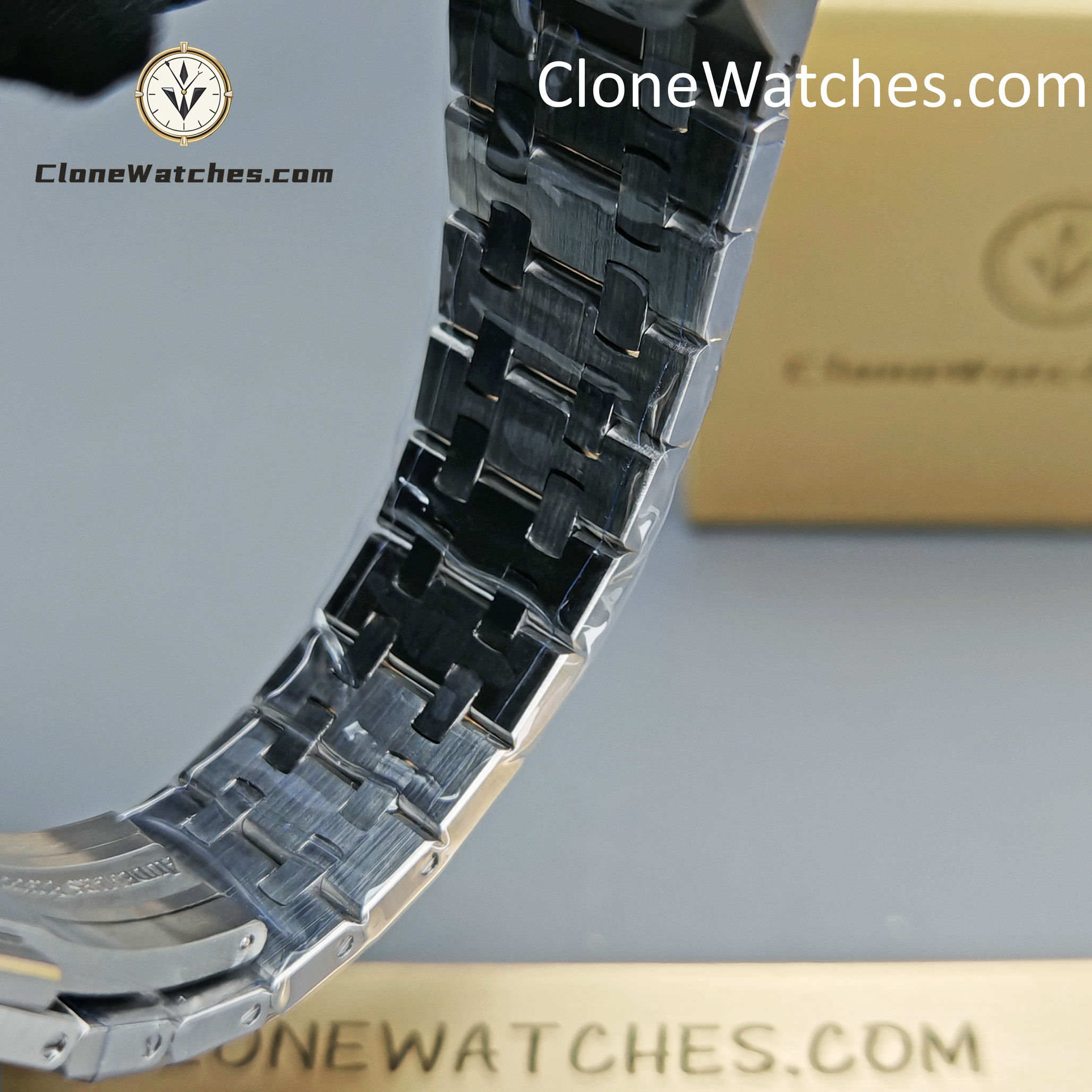 Audemars Piguet Super Clone Watches 1:1 Royal Oak 15451ST Blue Dial 37MM