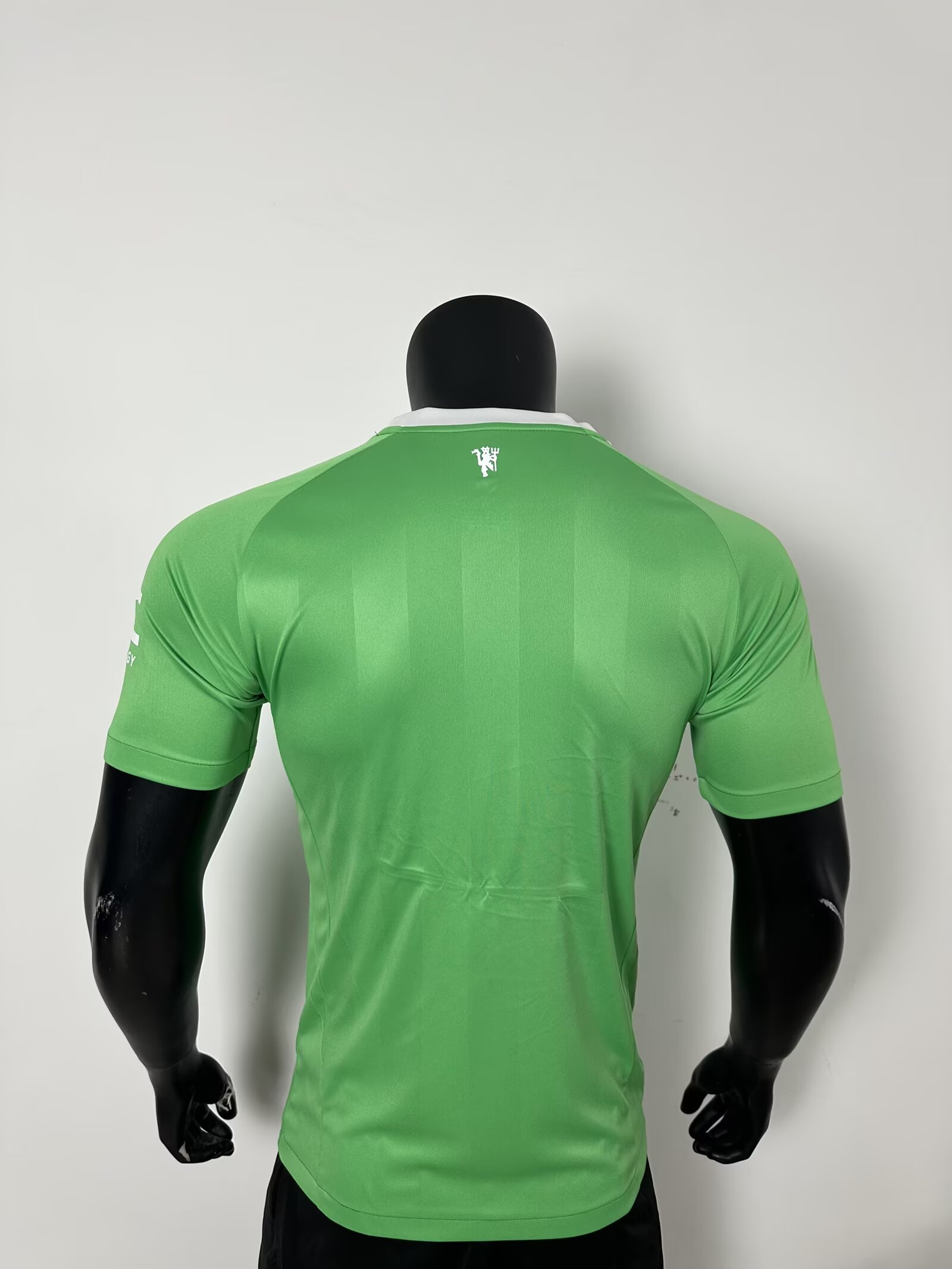 2025-26 Manchester United Goalkeeper Kit - Player Edition