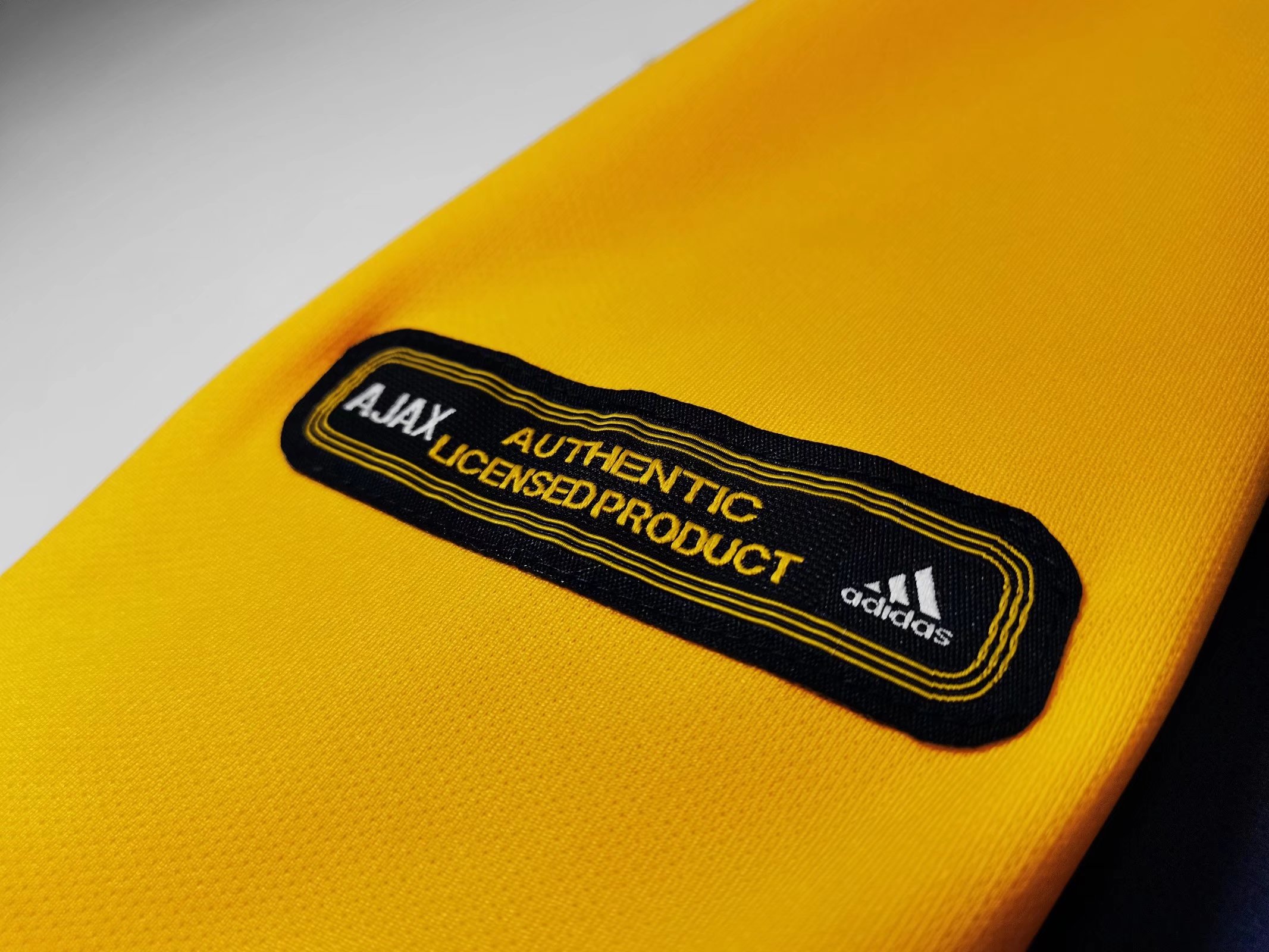 2000/01 Ajax Away Retro Shirt - Fans Edition