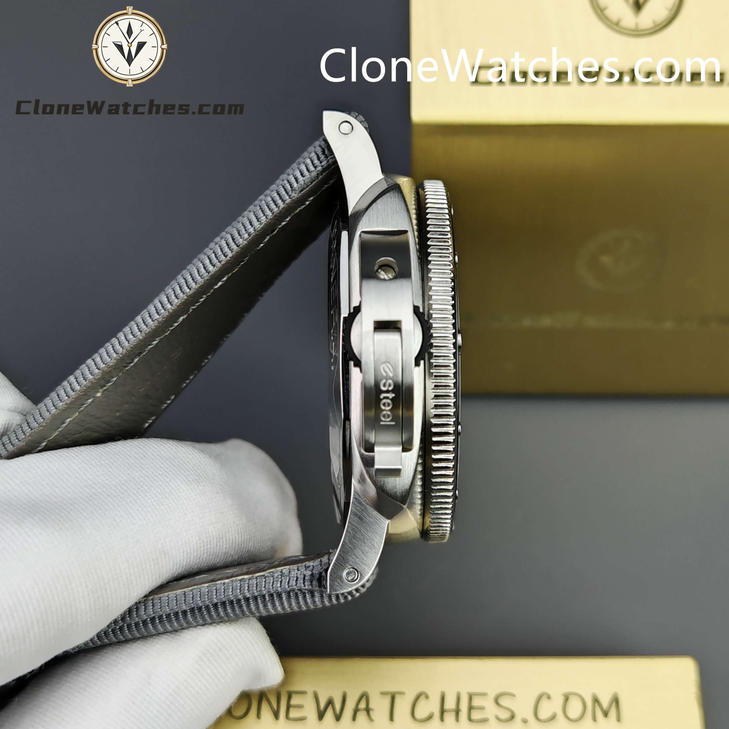Panerai Super Clone Watches 1:1 Submersible QuarantaQuattro Grigio Roccia PAM01288