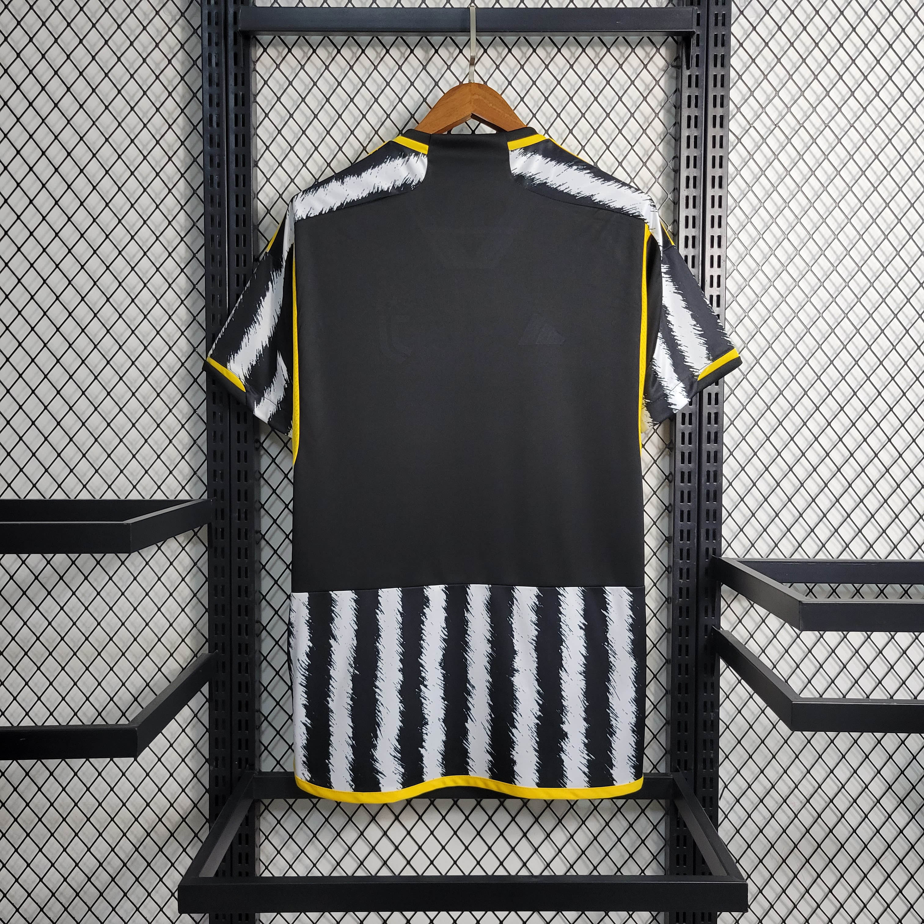 2023/2024 Juventus Home Soccer Jersey 1:1 Thai Quality - Fans Edition