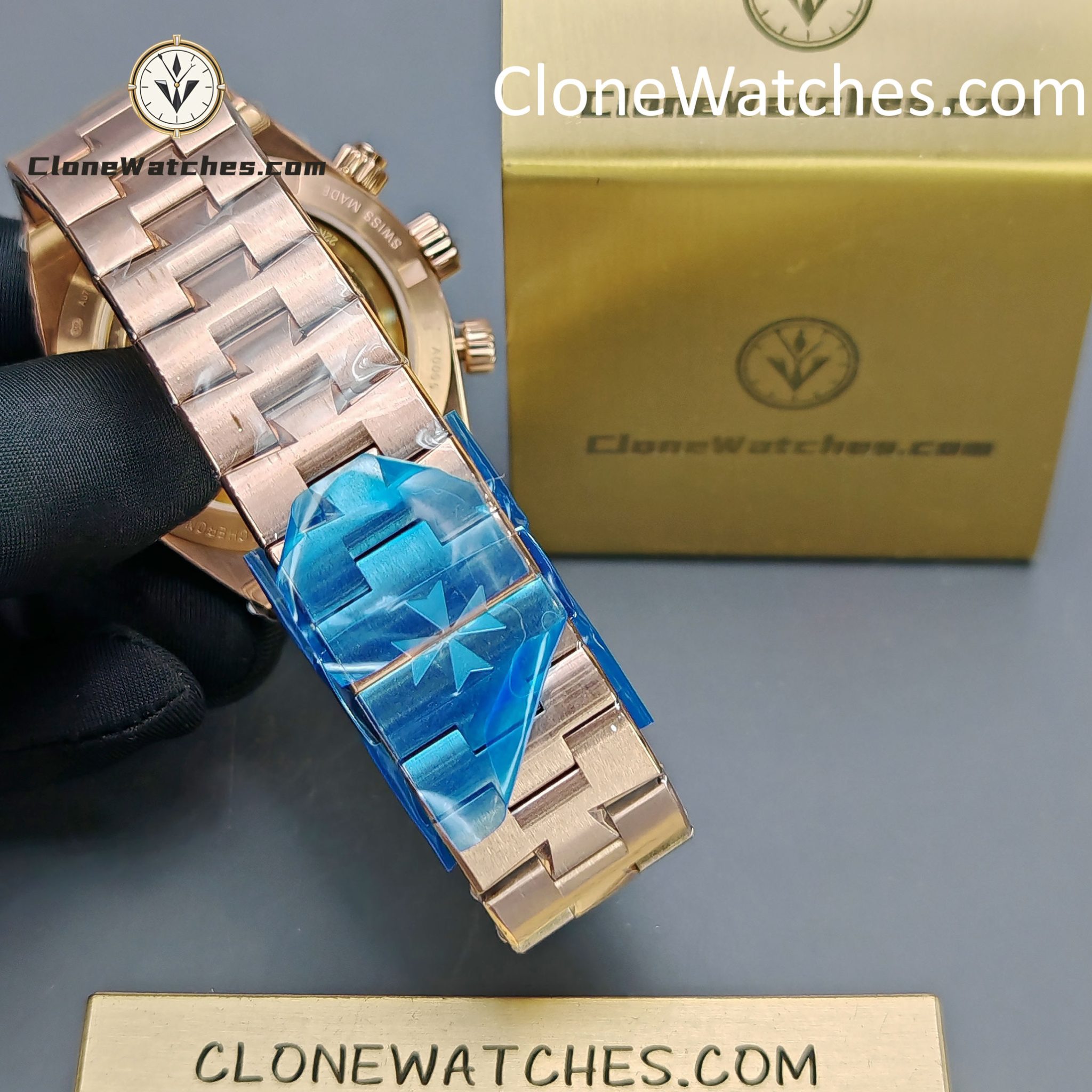 Vacheron Constantin Super Clone Watches 1:1 Overseas Chronograph Rose Gold 5500V/110R-B952 Blue Dial