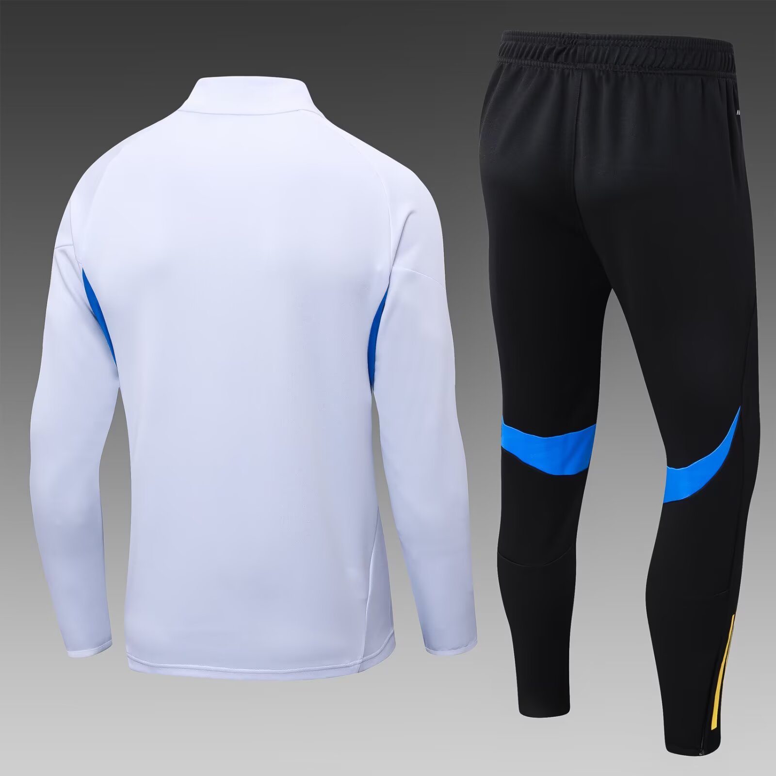 2025/26 Manchester United White Jacket Tracksuit