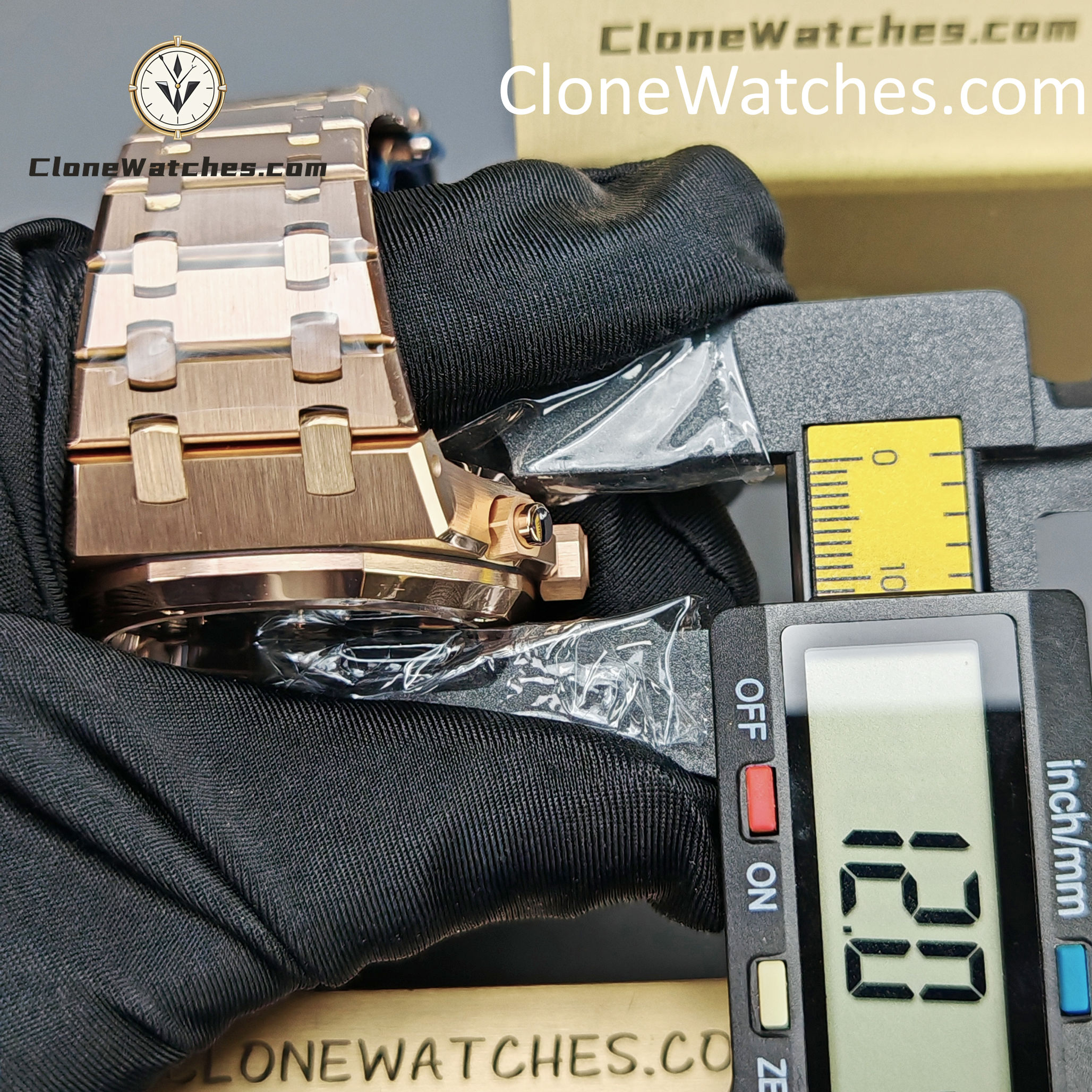 Audemars Piguet Super Clone Watches 1:1 Rose Gold Blue Dial 26240