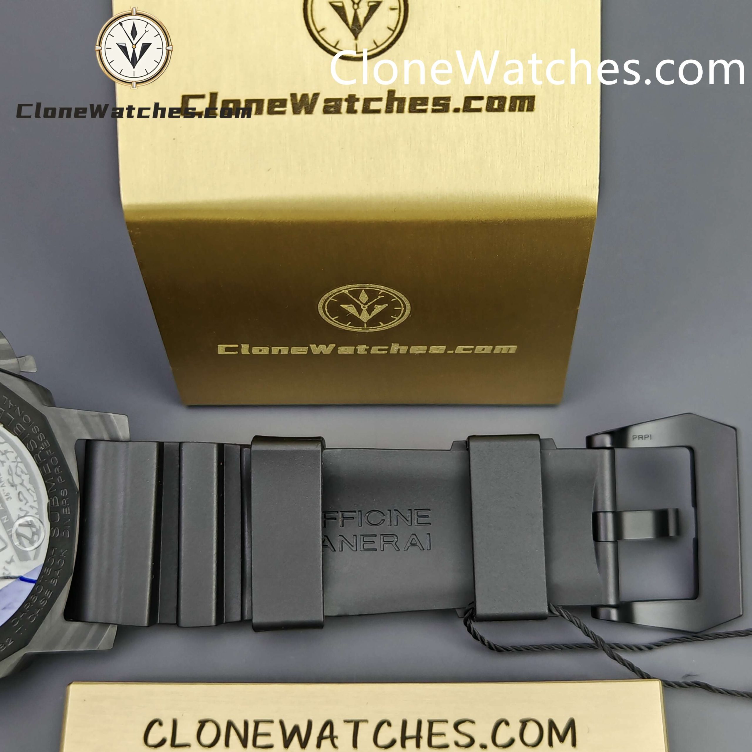 Panerai Super Clone Watches 1:1 Submersible Luna Rossa CarboTech GMT America’s Cup PAM 01039