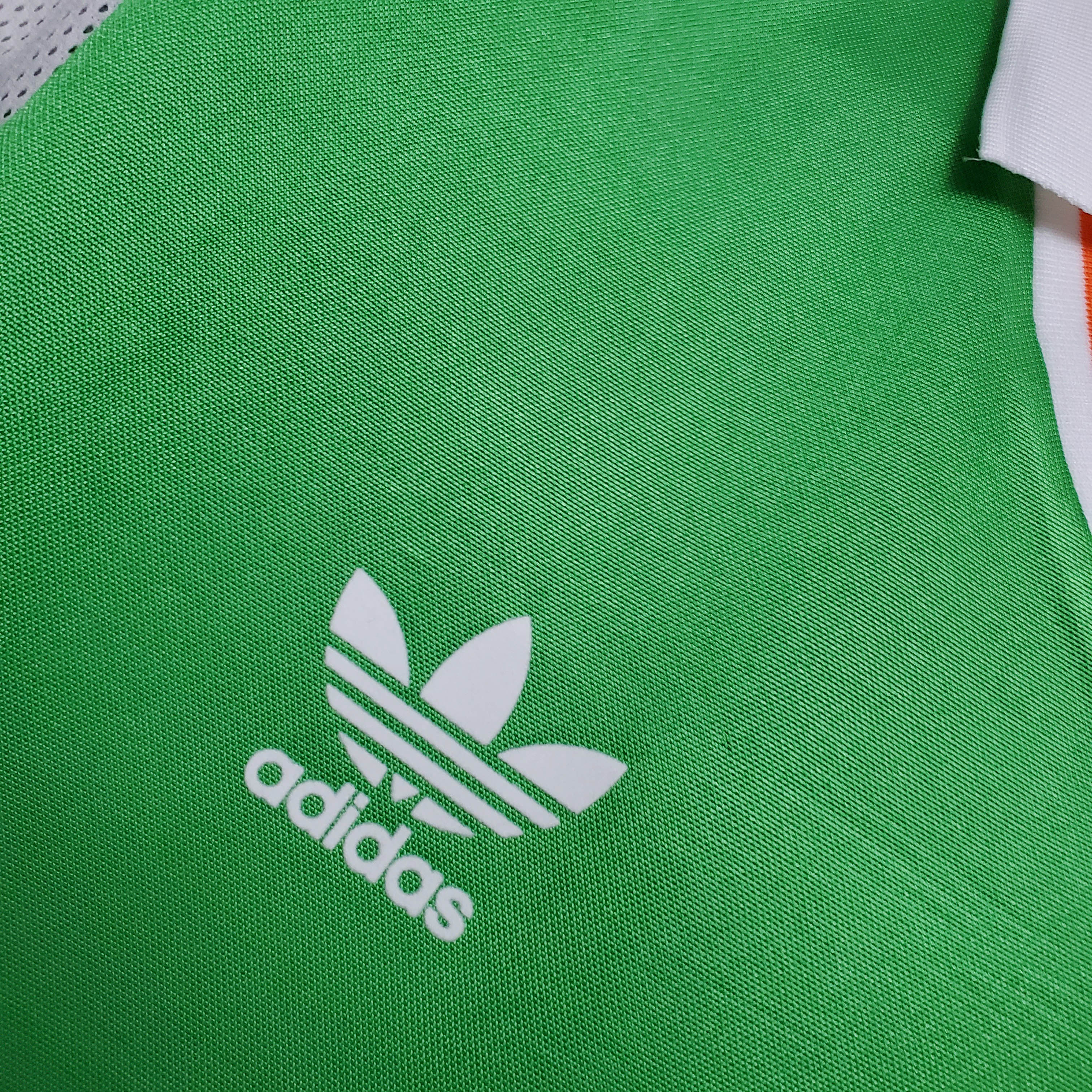 1988 Retro Ireland Home Soccer Jersey - Fans Edition