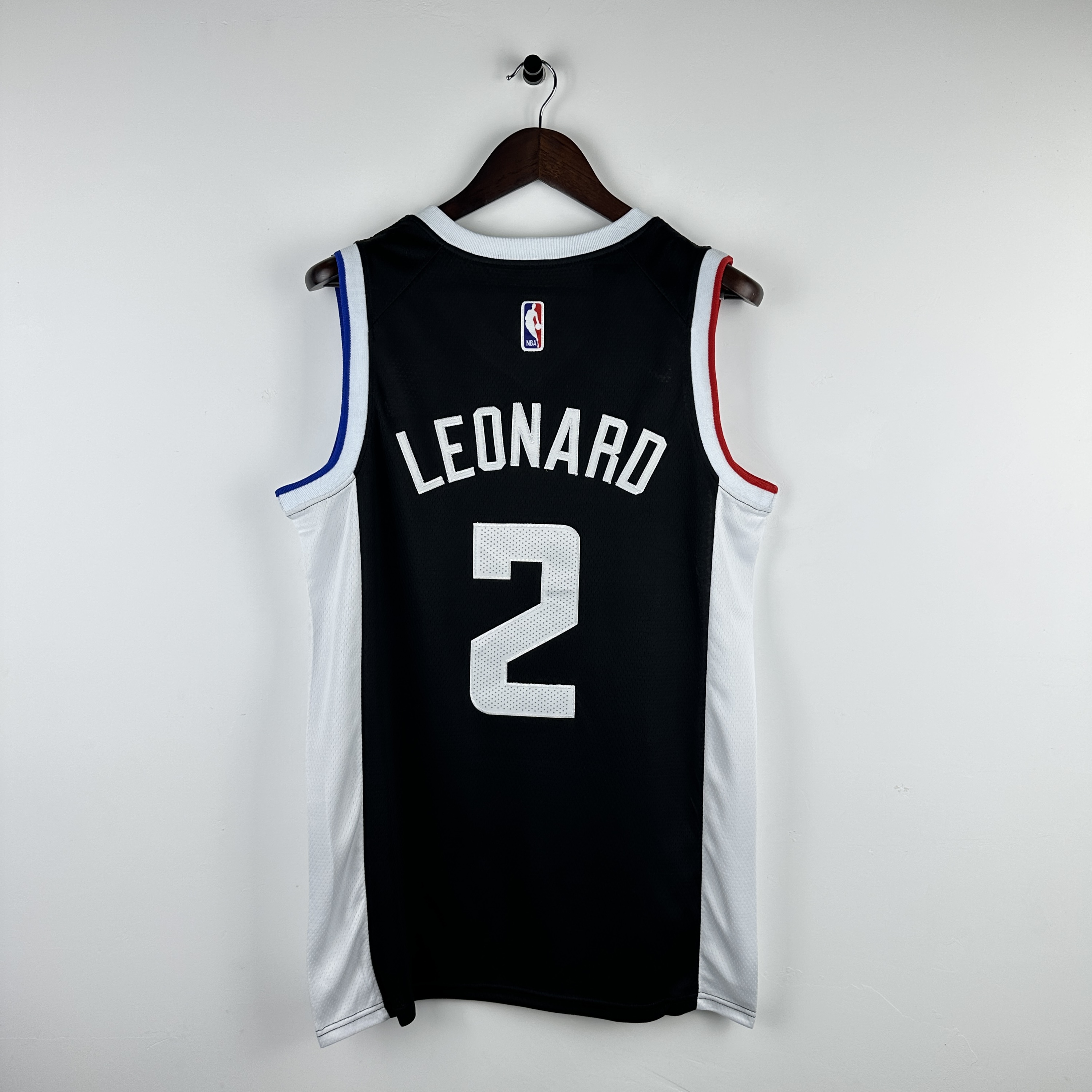 Embroidery Clippers Latin Black No. 2 Leonard