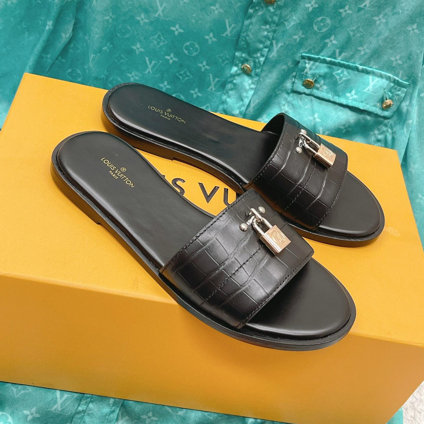 Louis Vuitton LV Leather Flip-flops Slide Sandal