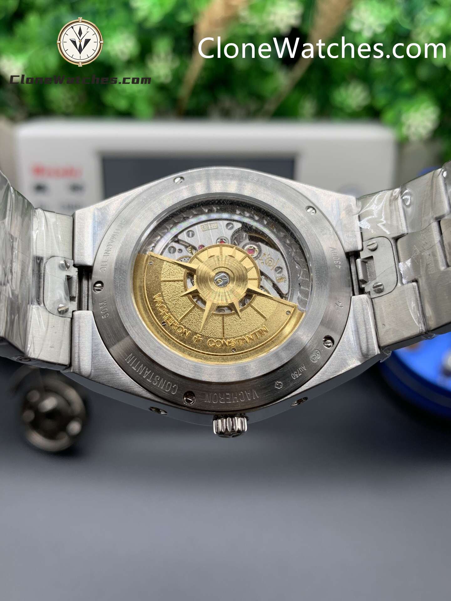 Vacheron Constantin Super Clone Watches 1:1 Overseas perpetual calendar 4300V/120G-B102 Gray Dial