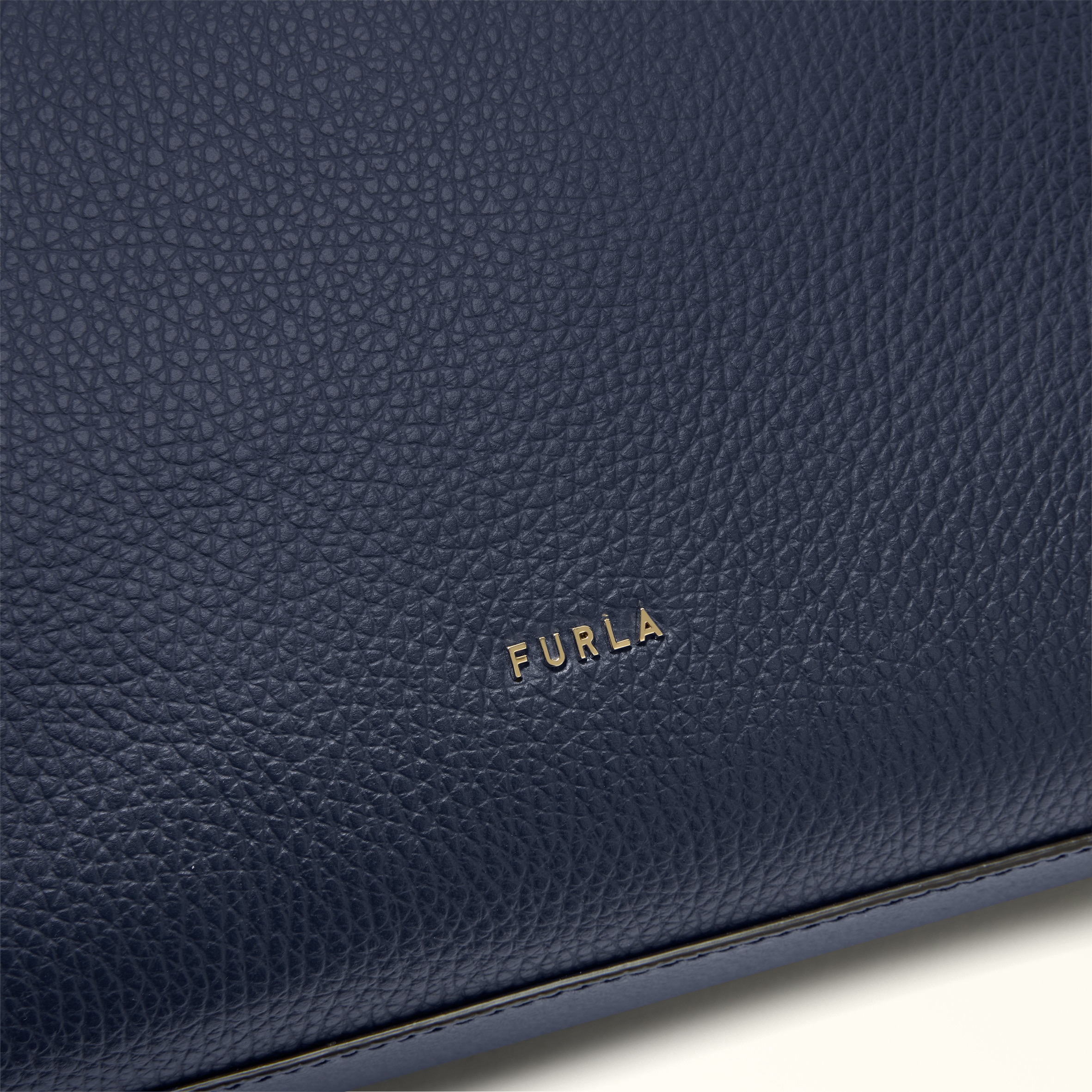 Furla Lara Shoulder Bag L