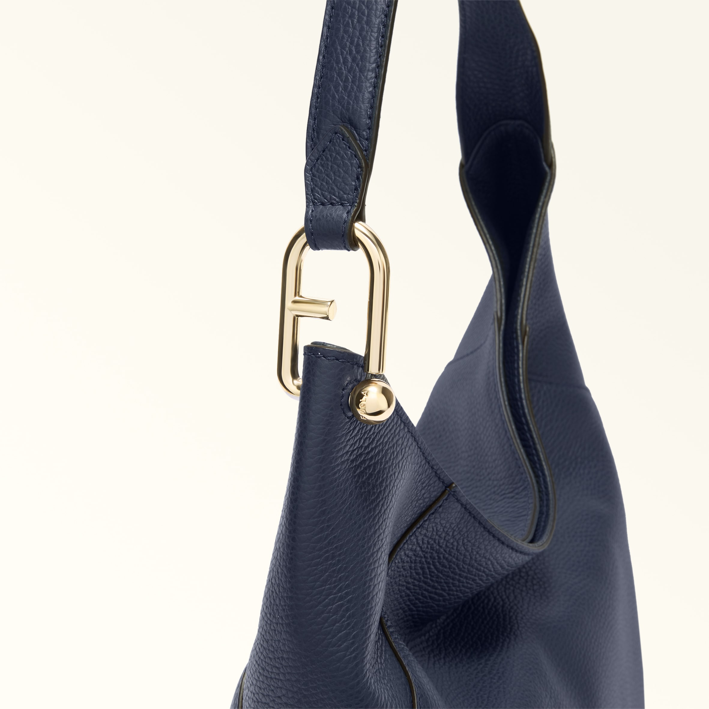 Furla Lara Shoulder Bag M