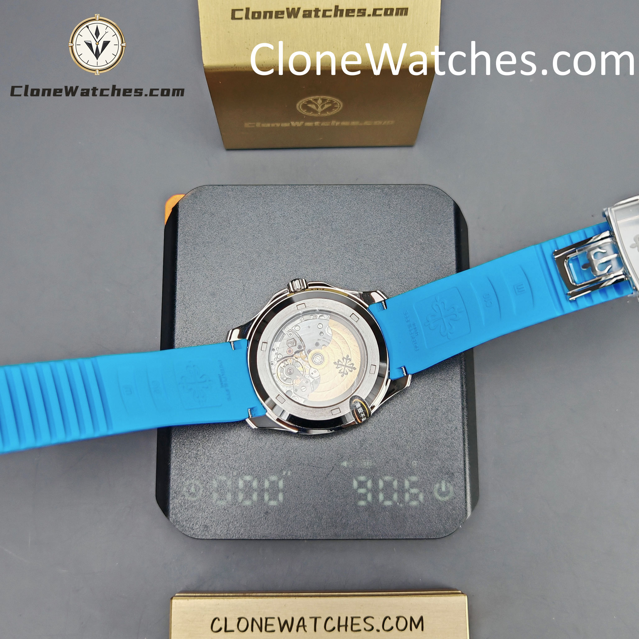 Patek Philippe Super Clone Watches 1:1 Aquanaut 5167 Black Dial Blue Strap 40mm