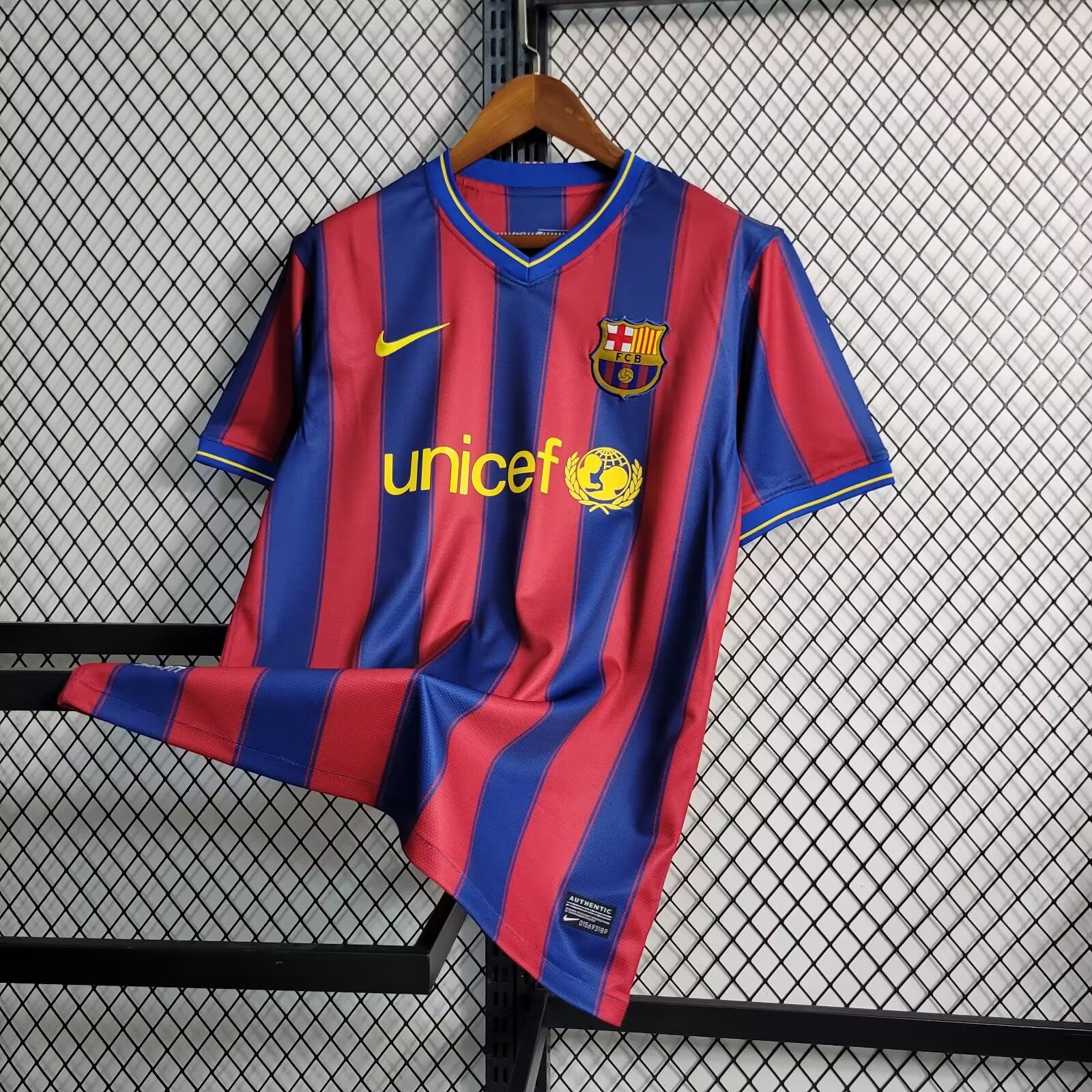 2009/2010 Retro Barcelona Home Jersey 1:1 Thai Quality
