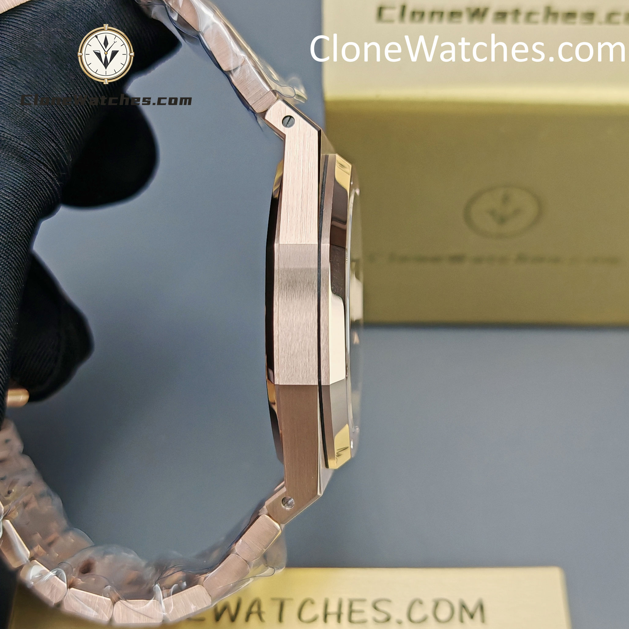 Audemars Piguet Super Clone Watches 1:1 Royal Oak Rose Gold 15400 Black Dial