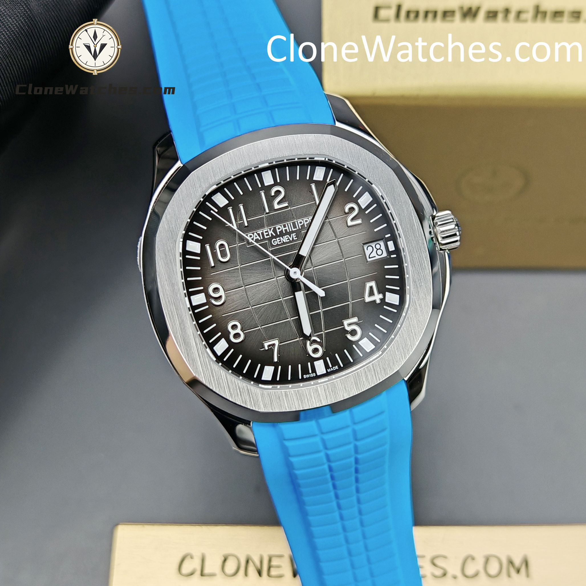 Patek Philippe Super Clone Watches 1:1 Aquanaut 5167 Black Dial Blue Strap 40mm