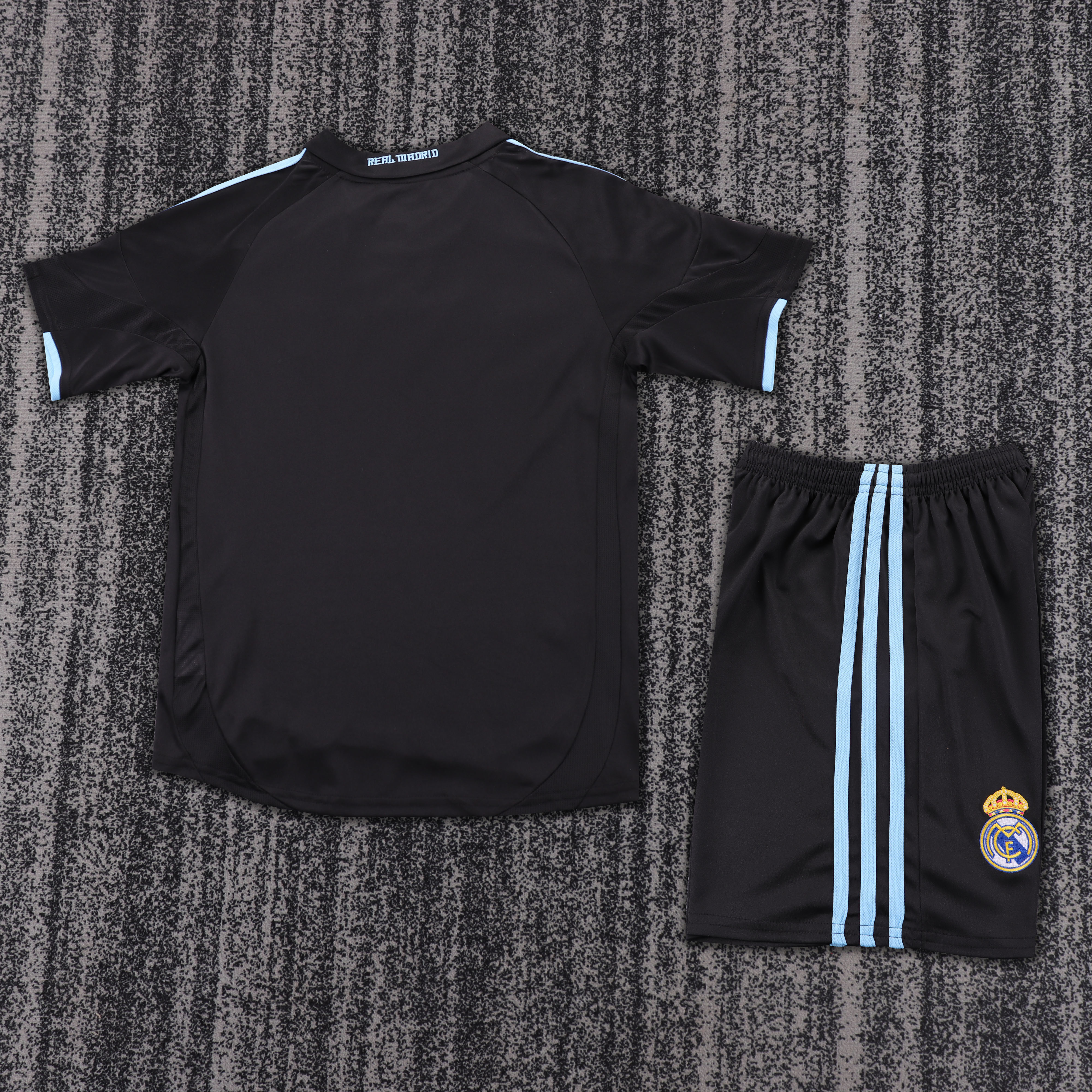 2009-10 Real Madrid Away Retro Children's Jersey Set - Fans Edition