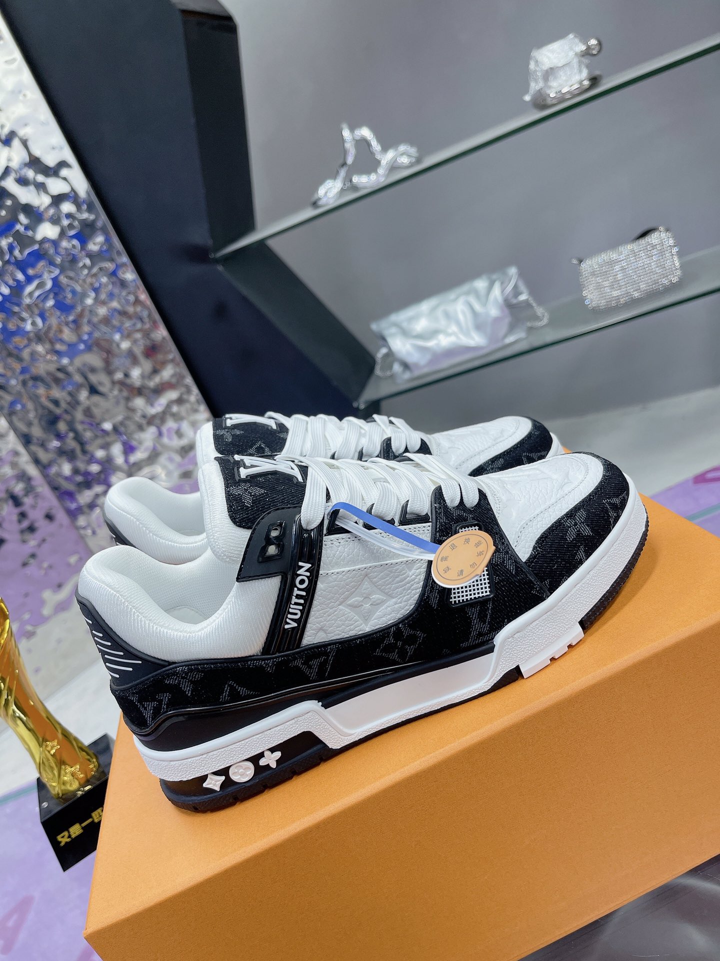 LOUIS VUITTON Fashion Casual Shoes