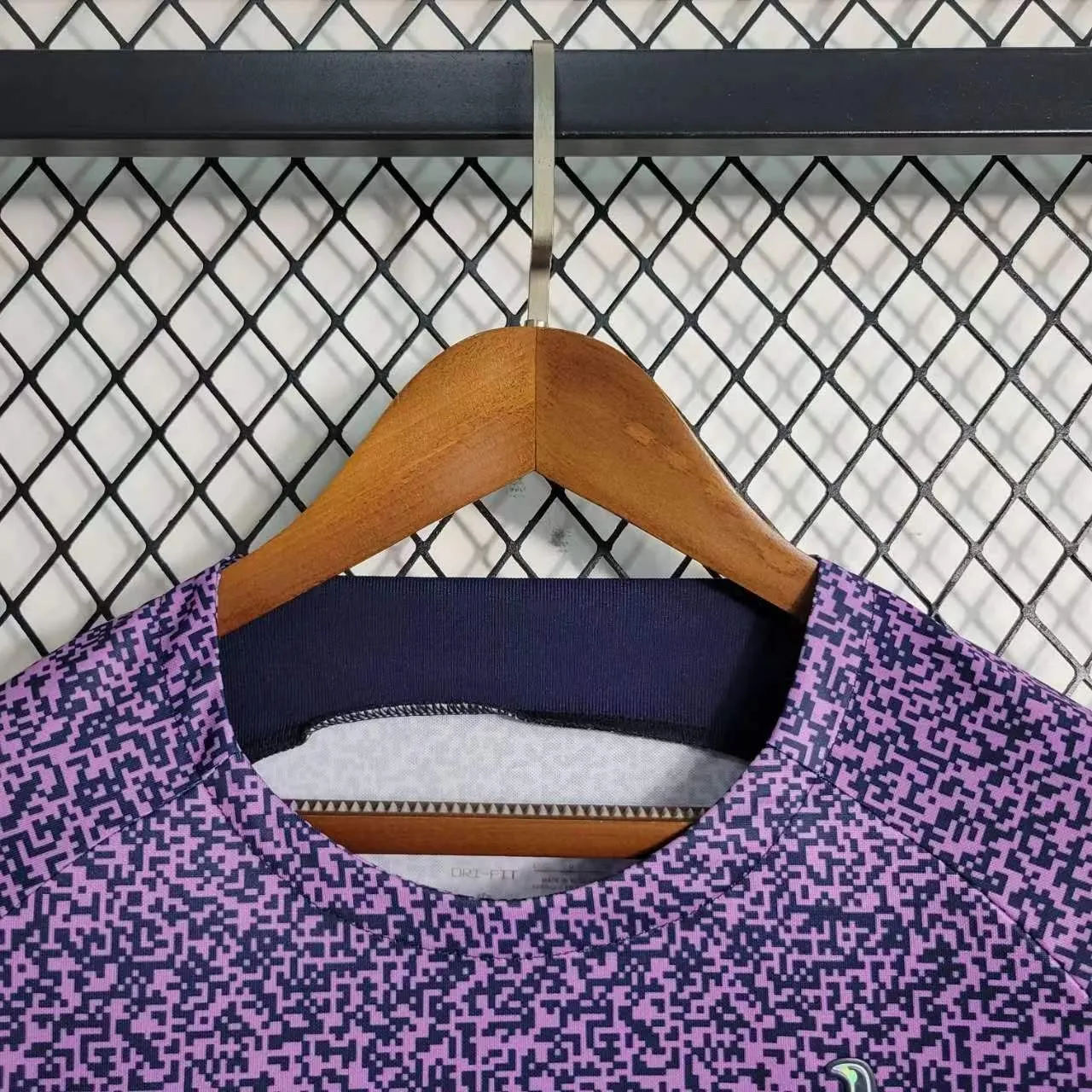 2023/24 Tottenham Hotspur training fan jersey