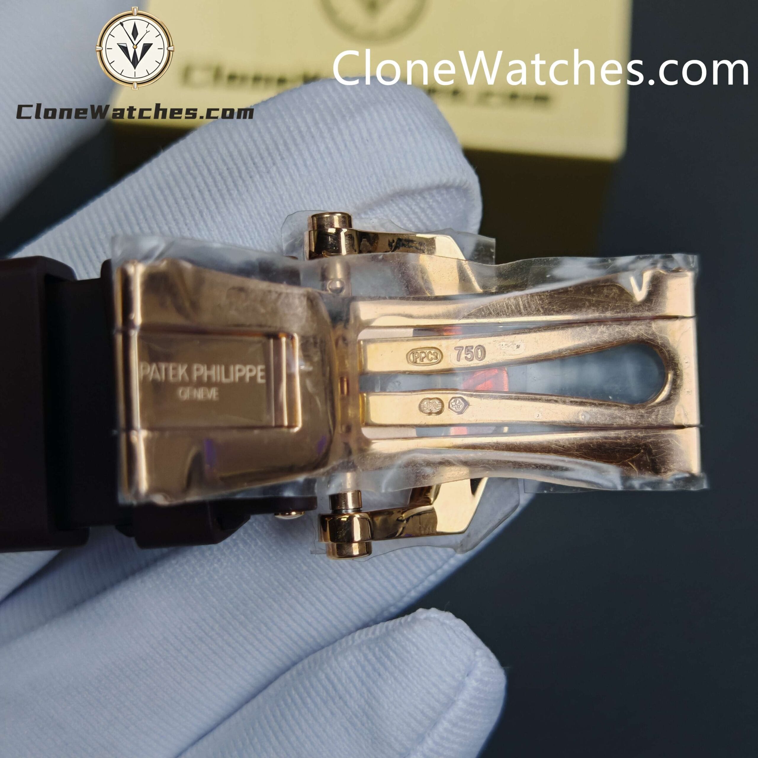 Patek Philippe Super Clone Watches 1:1 Nautilus 5711/1R White Dial Brown Rubber Strap