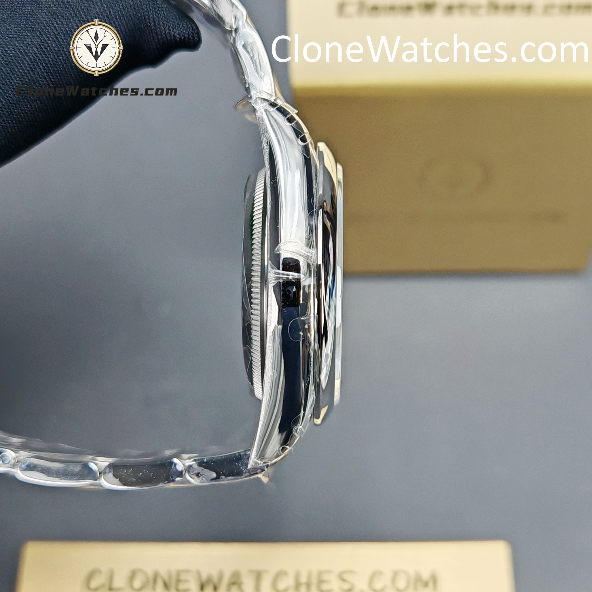 Rolex Super Clone Watches 1:1 Oyster Perpetual Blue Dial 36mm M126000-0003 3230 Movement