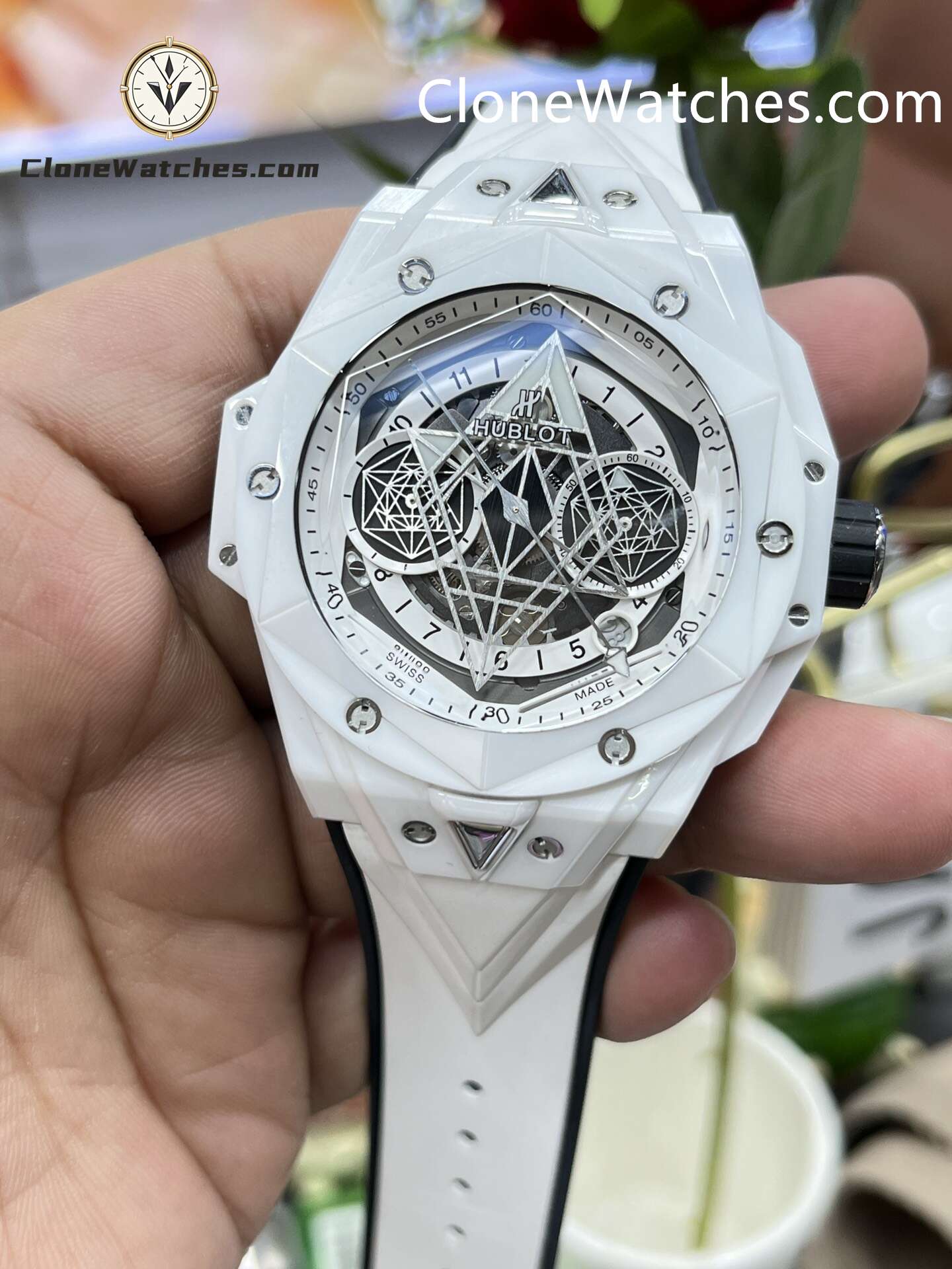 Hublot Super Clone Watches 1:1 Big Bang Unico Sang Bleu II White Ceramic 45MM 418.HX.2001.RX.MXM21