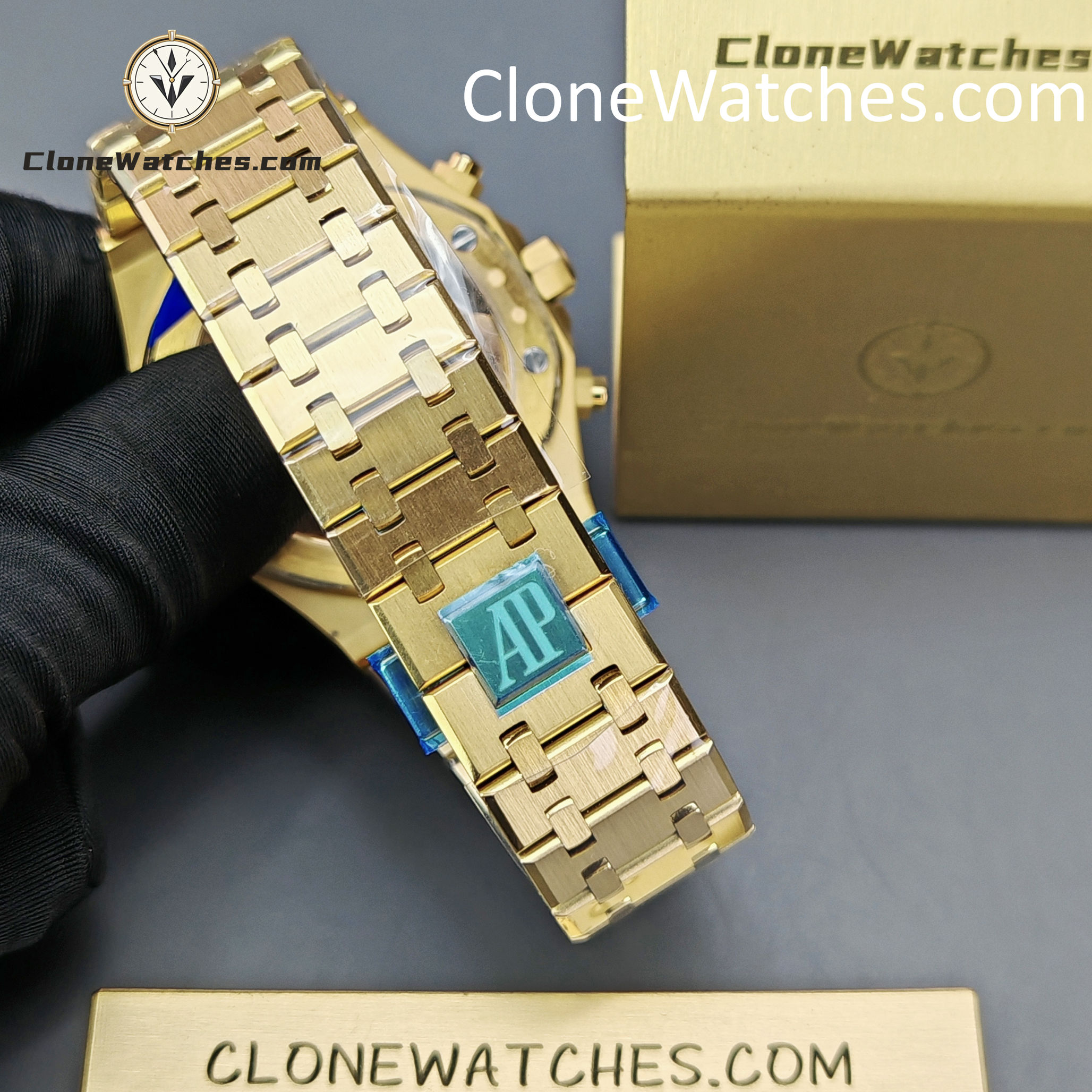 Audemars Piguet Super Clone Watches 1:1 Royal Oak Smoked Gold Dial 26240BA Selfwinding Chronograph