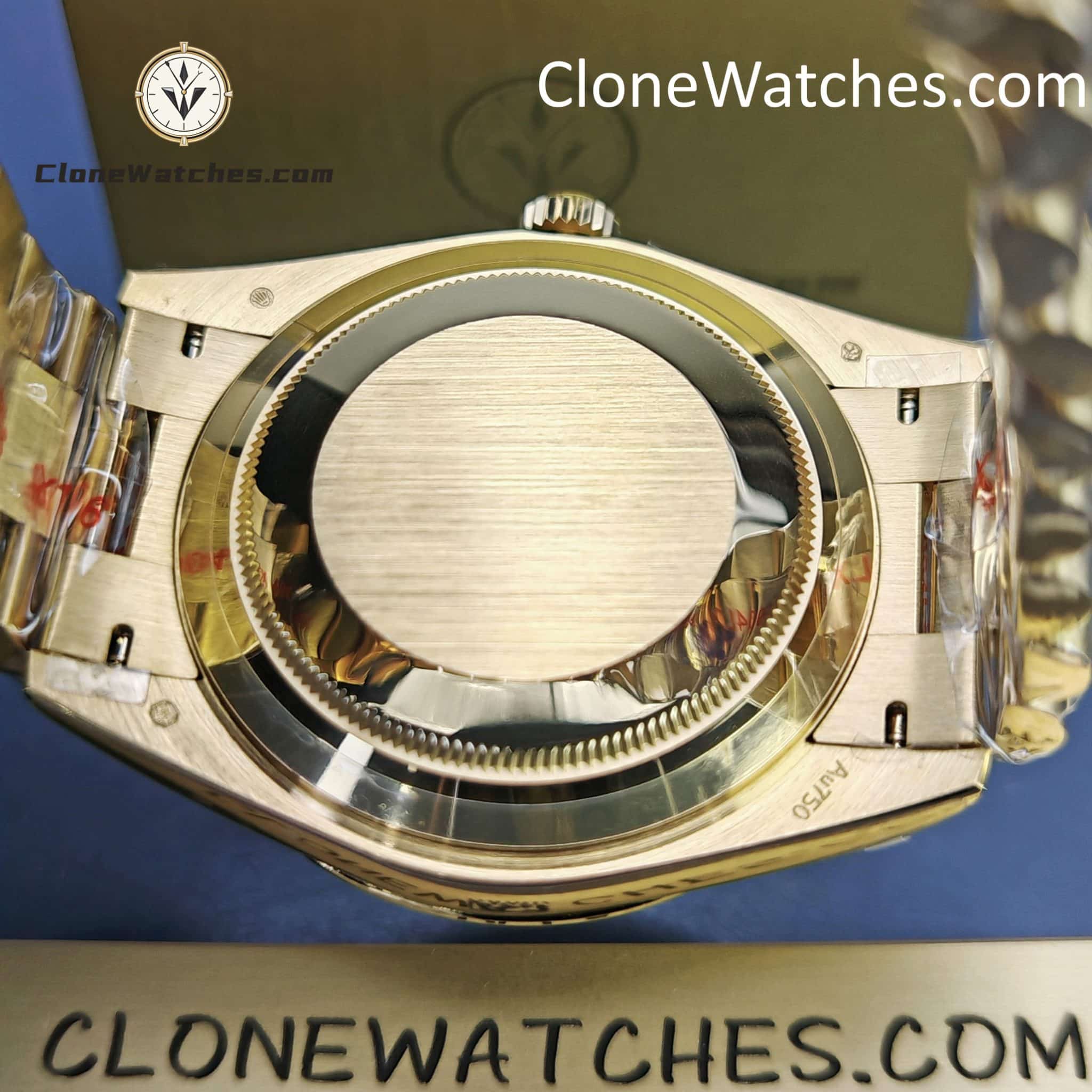 Rolex Super Clone Watches 1:1 Day Date 18K Gold Green Roman Dial 40mm m228238 3255 Movement