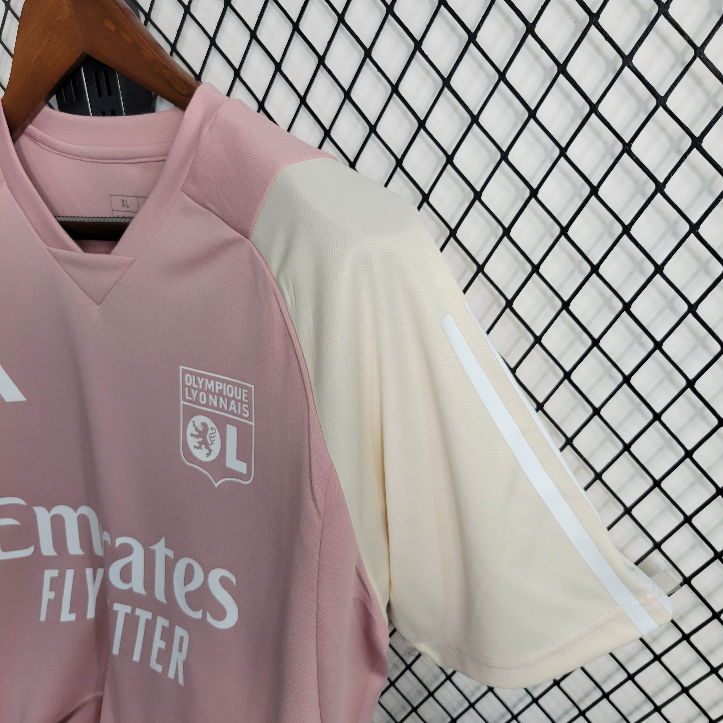 2023/2024 Lyon Training Wear Pink Football Shirt - Fans Edition