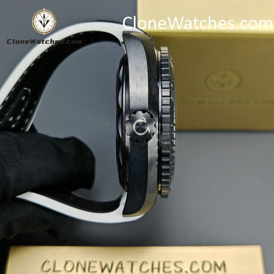 OMEGA Super Clone Watches 1:1 Seamaster Planet Ocean 600M 45.5MM 215.92.46.22.01.007