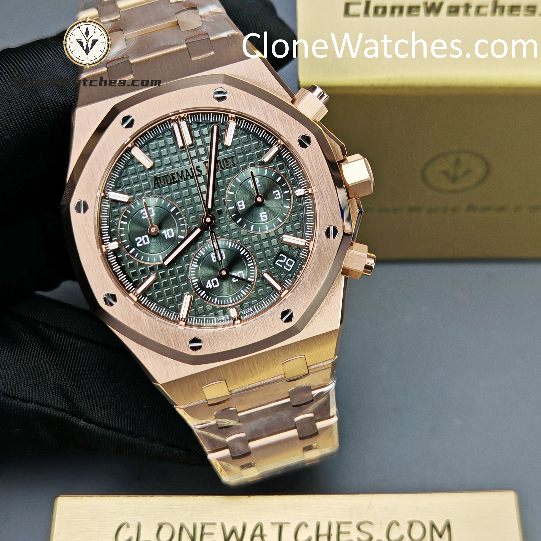 Audemars Piguet Super Clone Watches 1:1 Royal Oak Rose Gold 26240 Green Dial