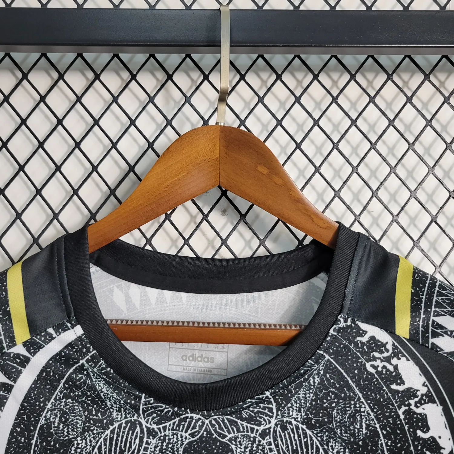 2024/25 Italy Special Edition Black Jersey