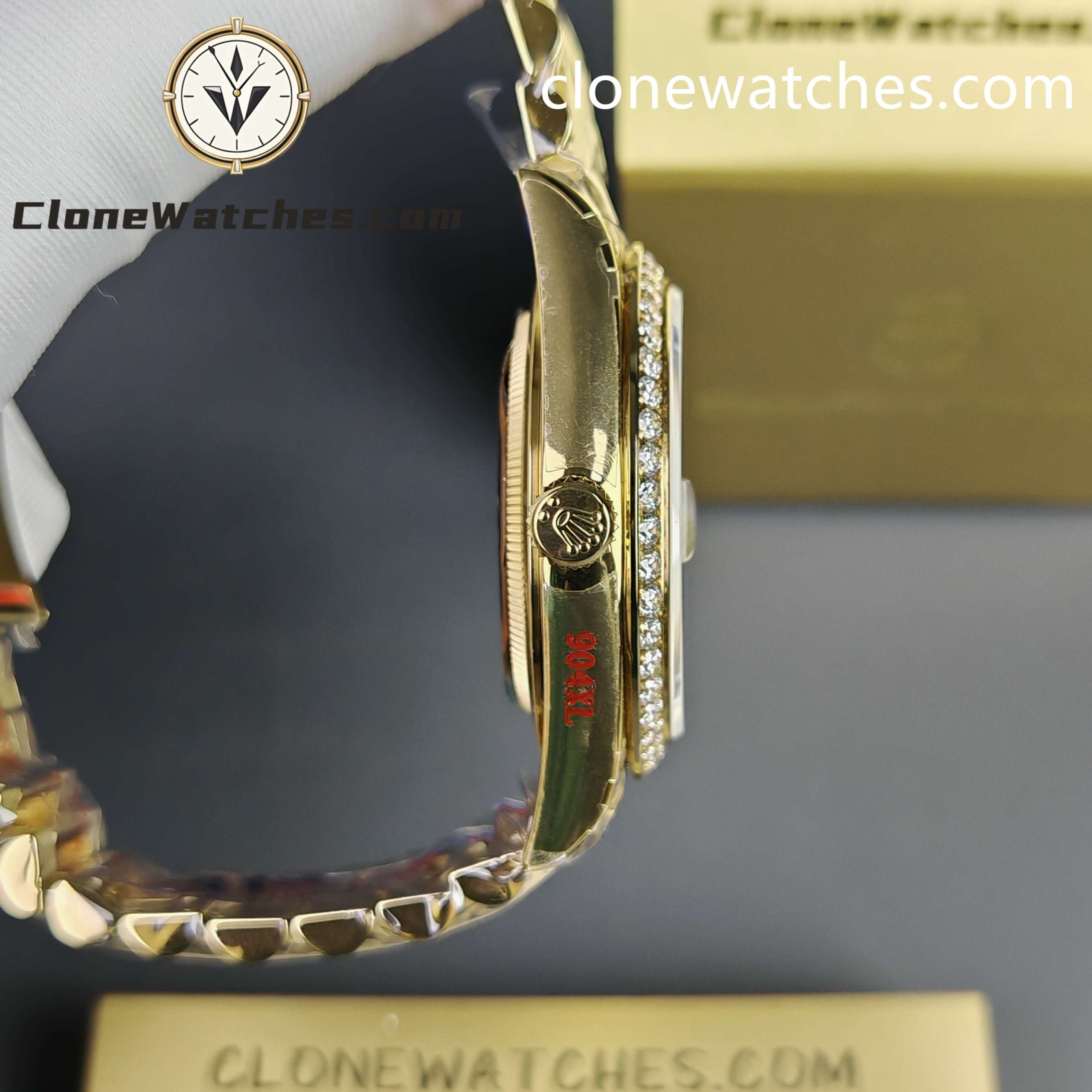 Rolex Super Clone Watches 1:1 Day Date Gold Dial Diamond Bezel M228348rbr-0002 40mm 3255 Movement