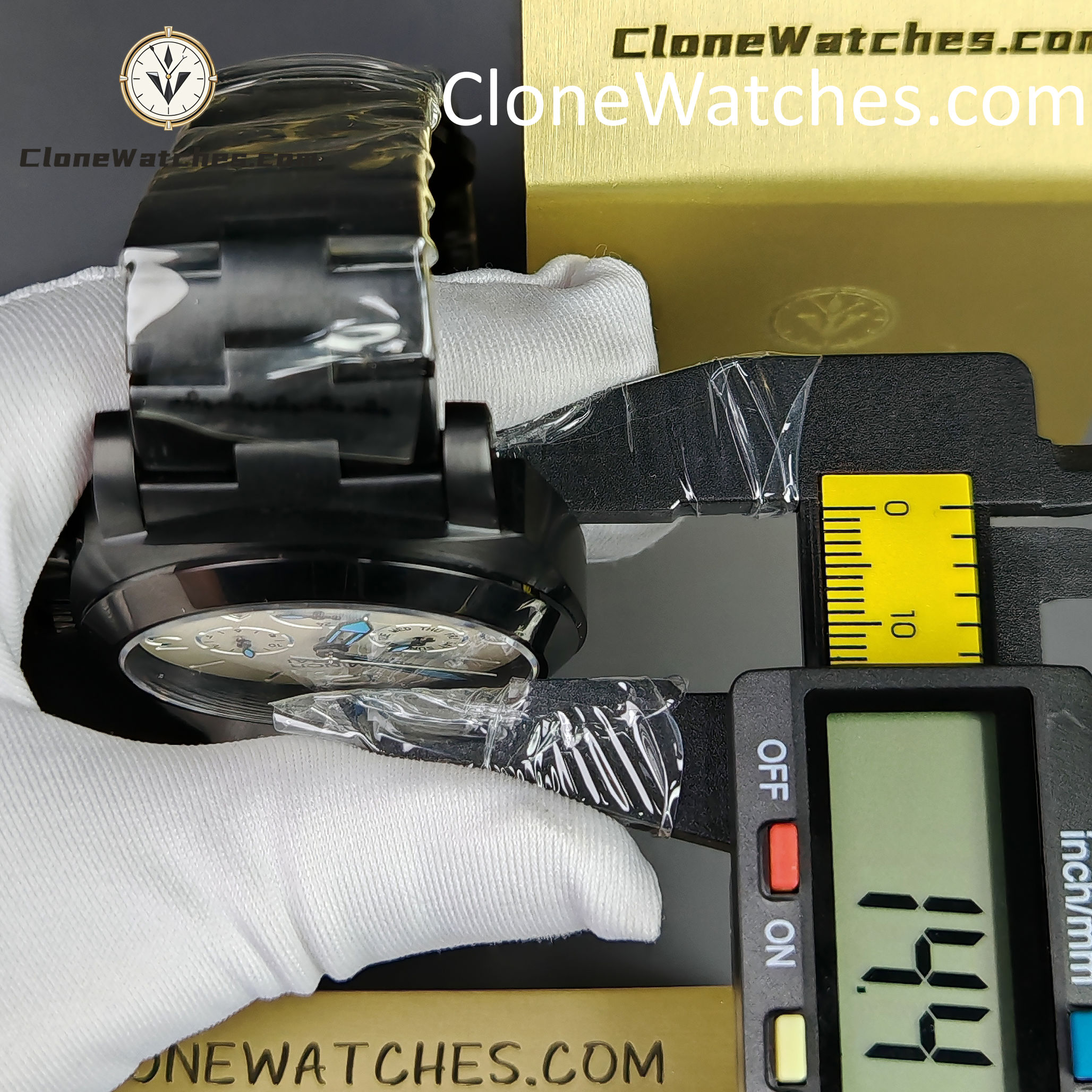 Panerai Super Clone Watches 1:1 White Dial Black Bracelet 44mm