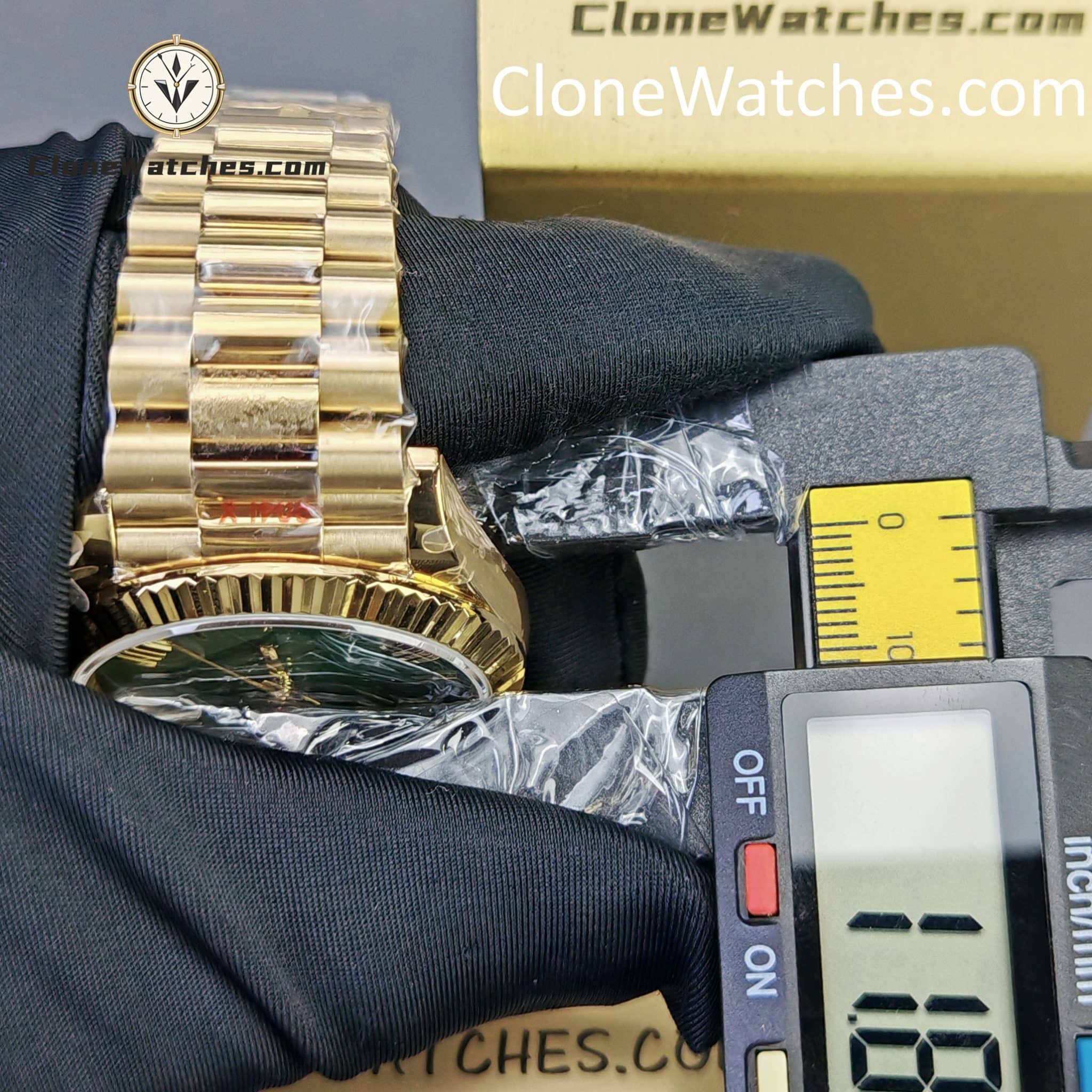 Rolex Super Clone Watches 1:1 Day Date 18K Gold Green Roman Dial 40mm m228238 3255 Movement