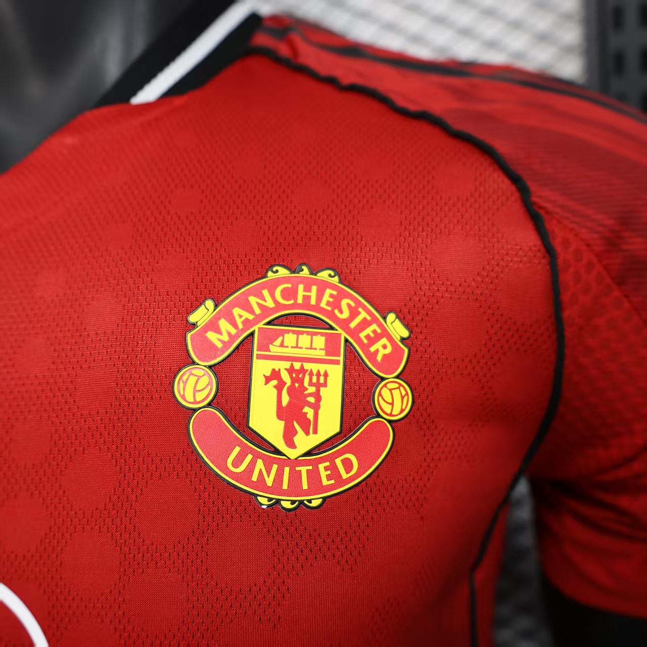 2025-26 Manchester United Home Jersey - Player Edition