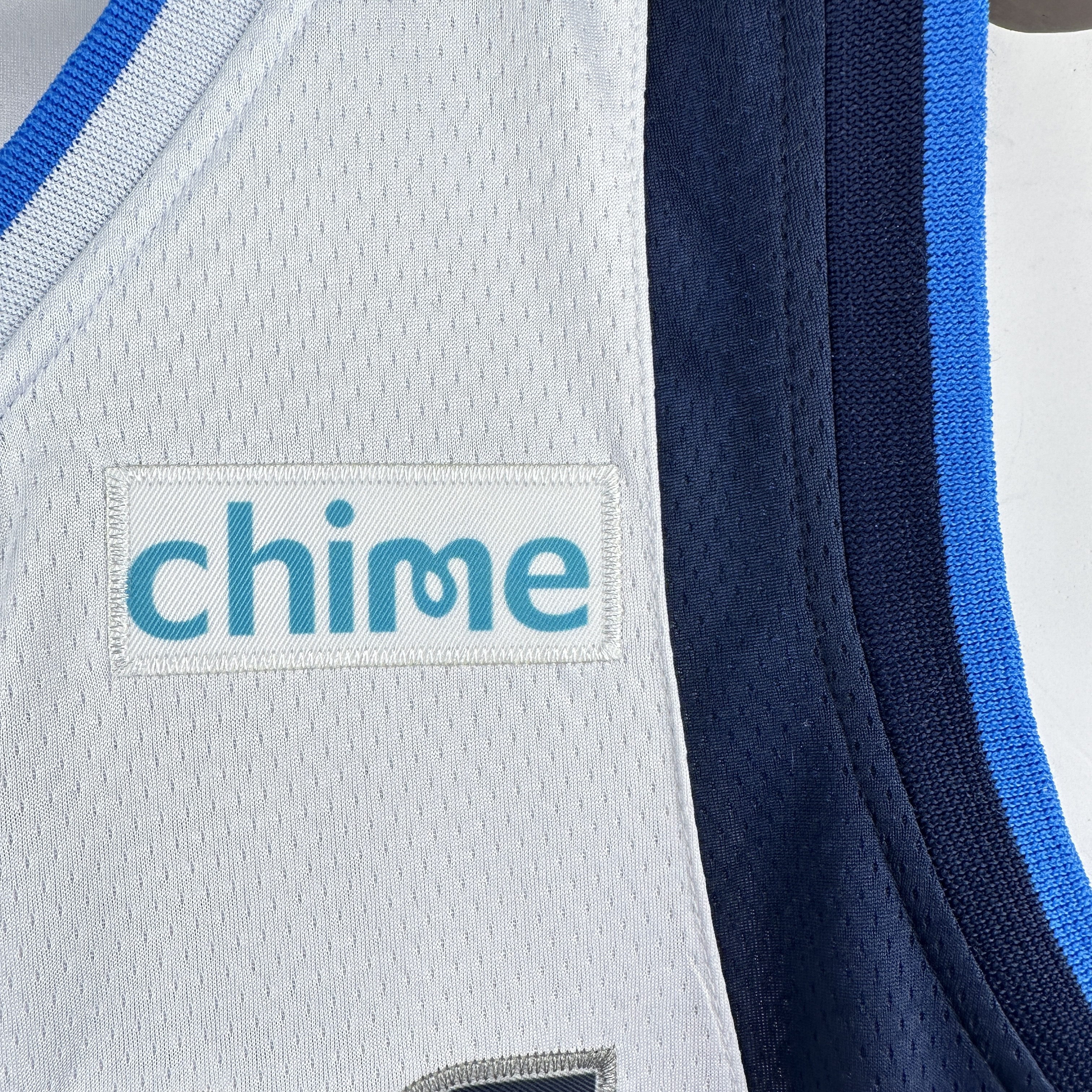 Embroidery Mavericks White No. 77 Doncic