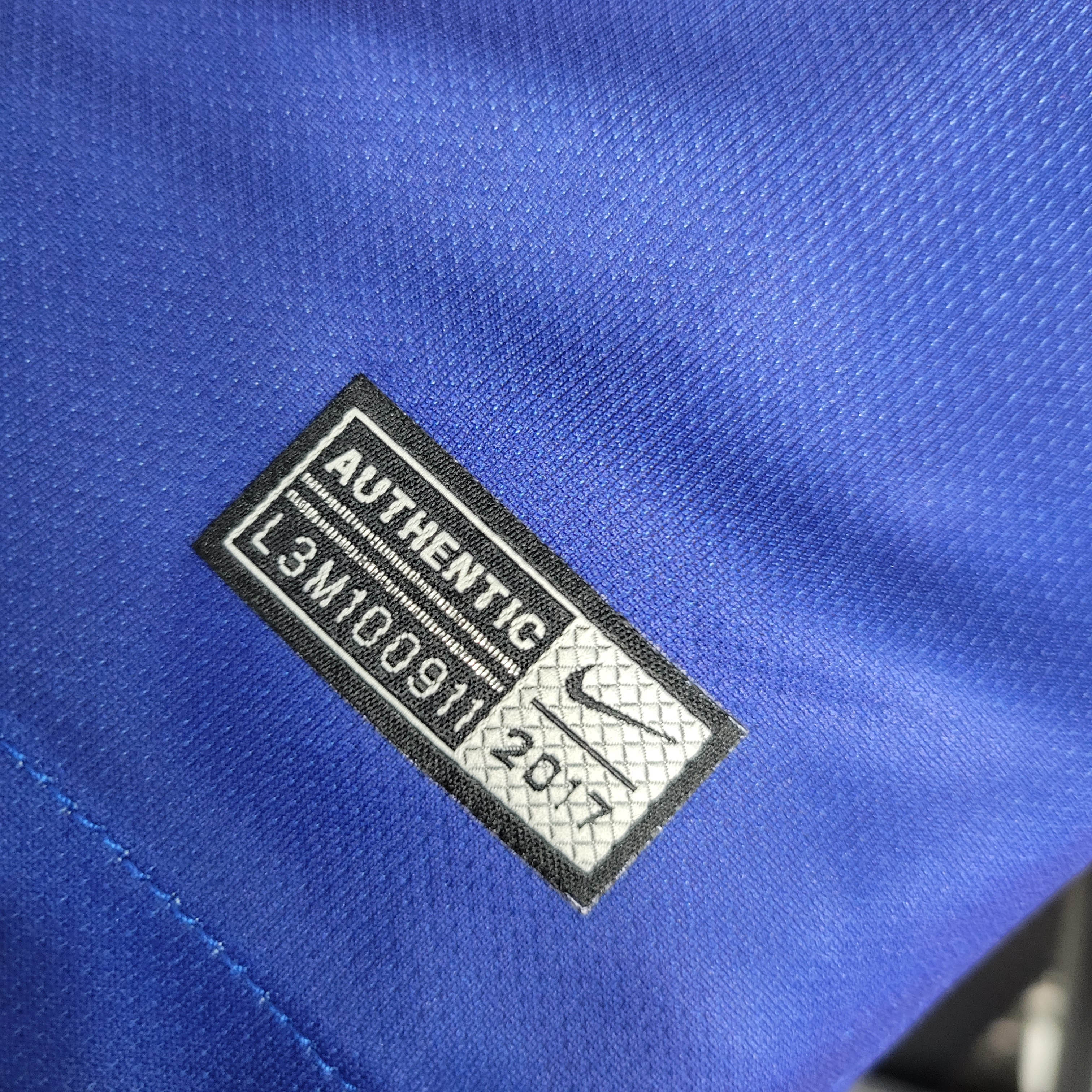 2017/2018 Retro Barcelona Home Football Shirt 1:1 Thai Quality - Fans Edition