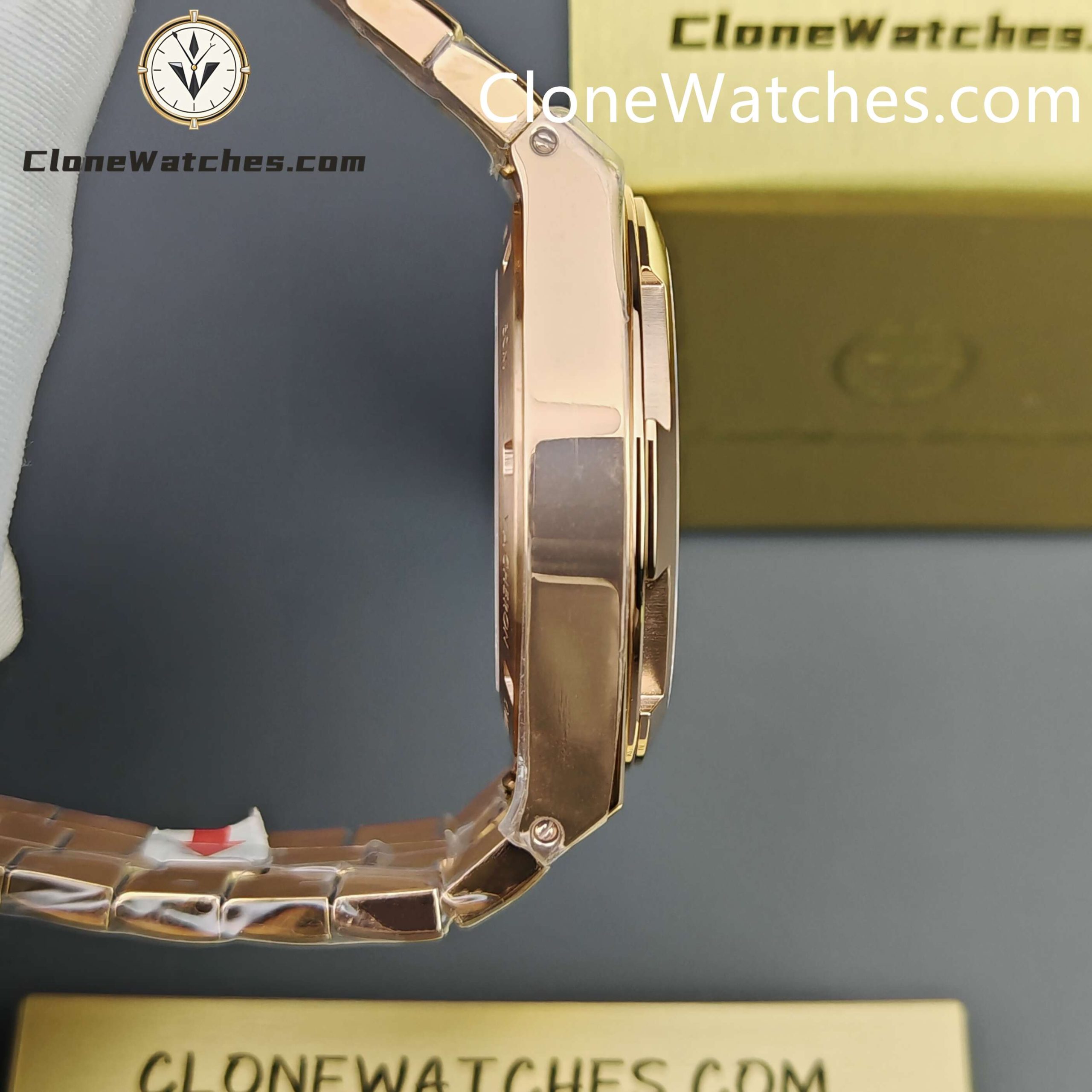 Vacheron Constantin Super Clone Watches 1:1 Overseas Tourbillon Rose Gold 6000V/210R-B733 42.5MM