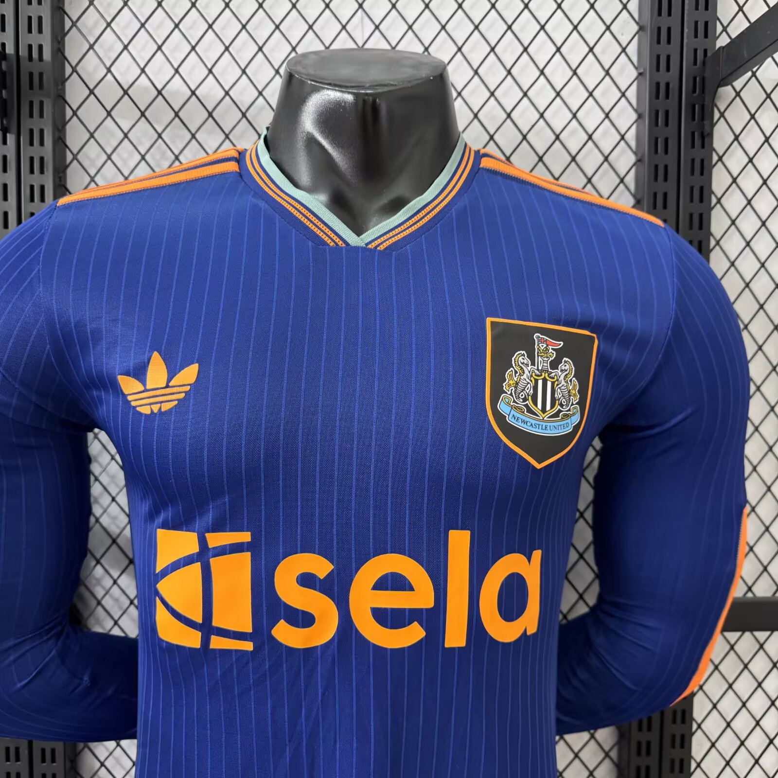 2025-26 Newcastle Second Away Long-Sleeve Jersey - Player Version