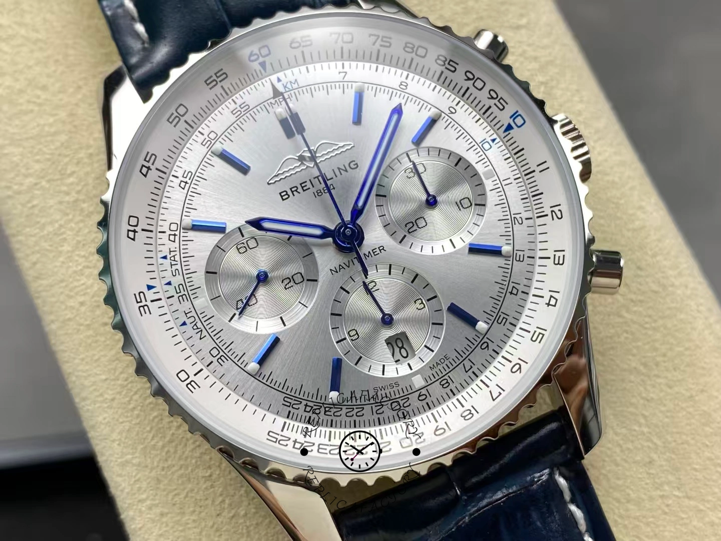 Breitling Navitimer B01 Chronograph 41mm AB0139A71G1P1 Replica