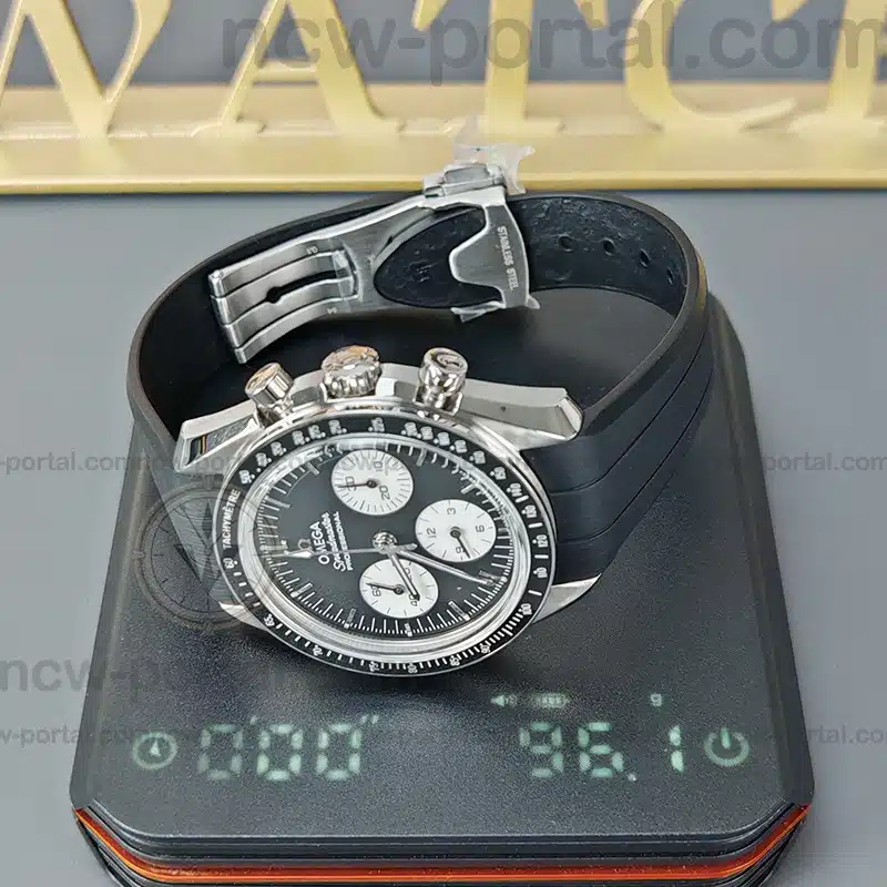 OMEGA Super Clone Watches 1:1 Speedmaster Moonwatch Professional 310.30.42.50.01.004 Black Rubber Strap 42mm