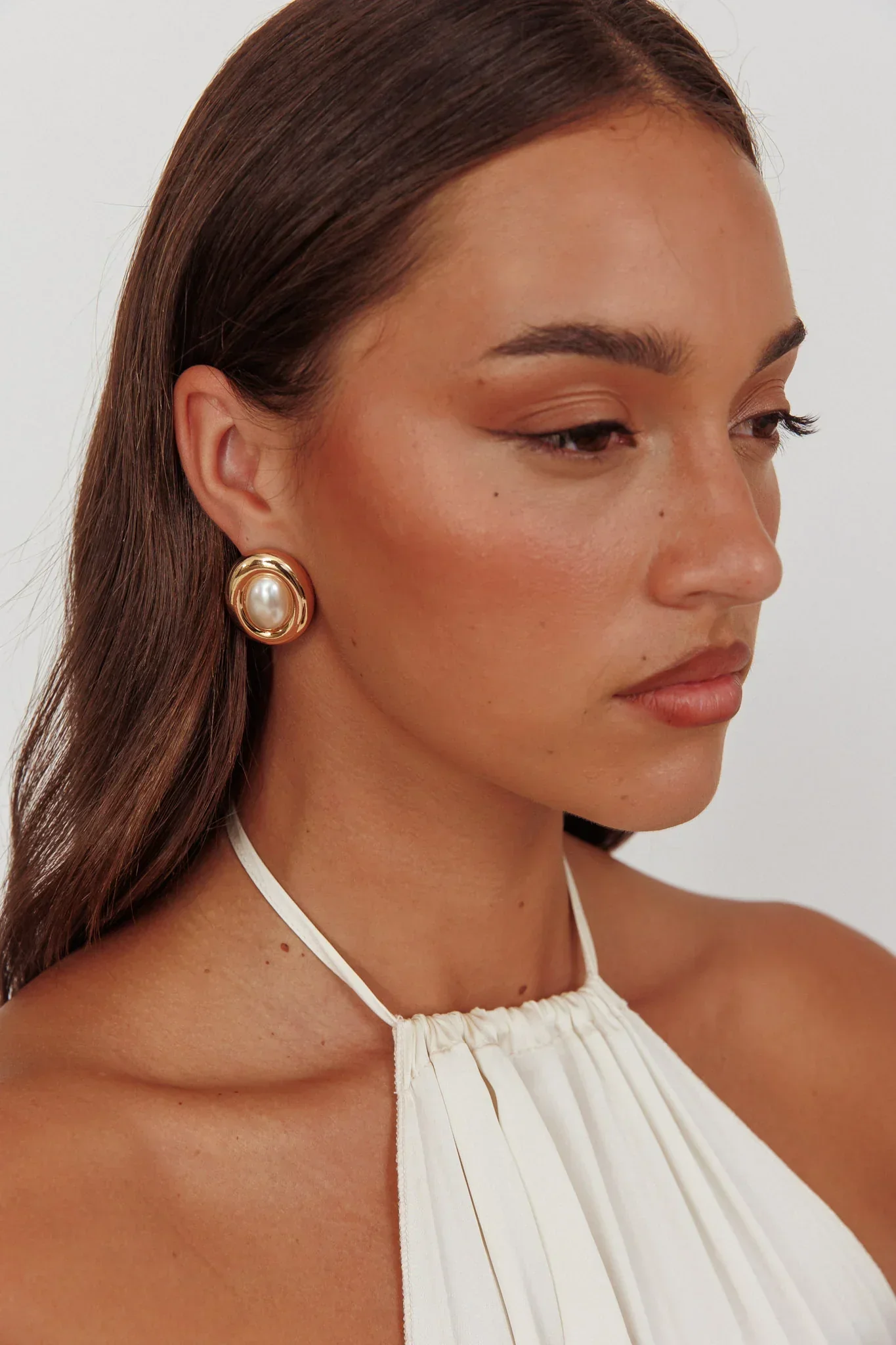 Meredith Oval Earrings Gold Pearl