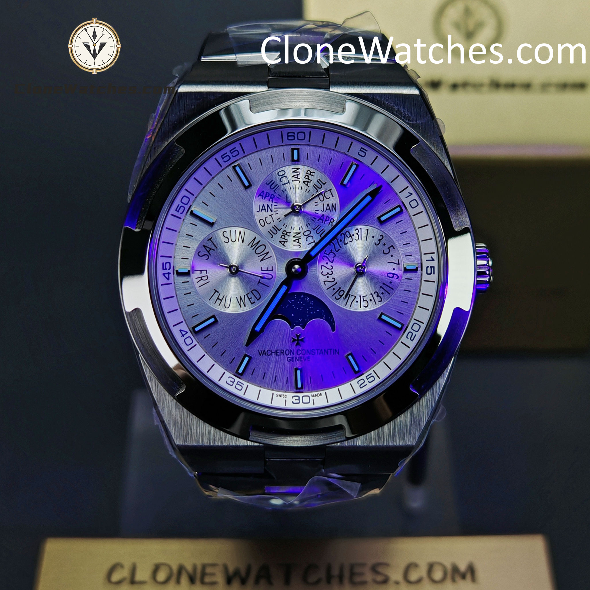 Vacheron Constantin Super Clone Watches 1:1 Overseas Perpetual Calendar Ultra-Thin Steel Dial